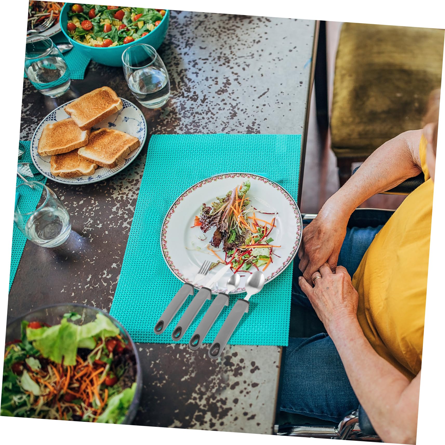 FOMIYES Adaptive Dinnerware Set for Elderly Anti-skid Utensils Portable Design Disabled Elderly Feeding Tableware Easy to Clean Use Gray Handle Set of 4 Pieces