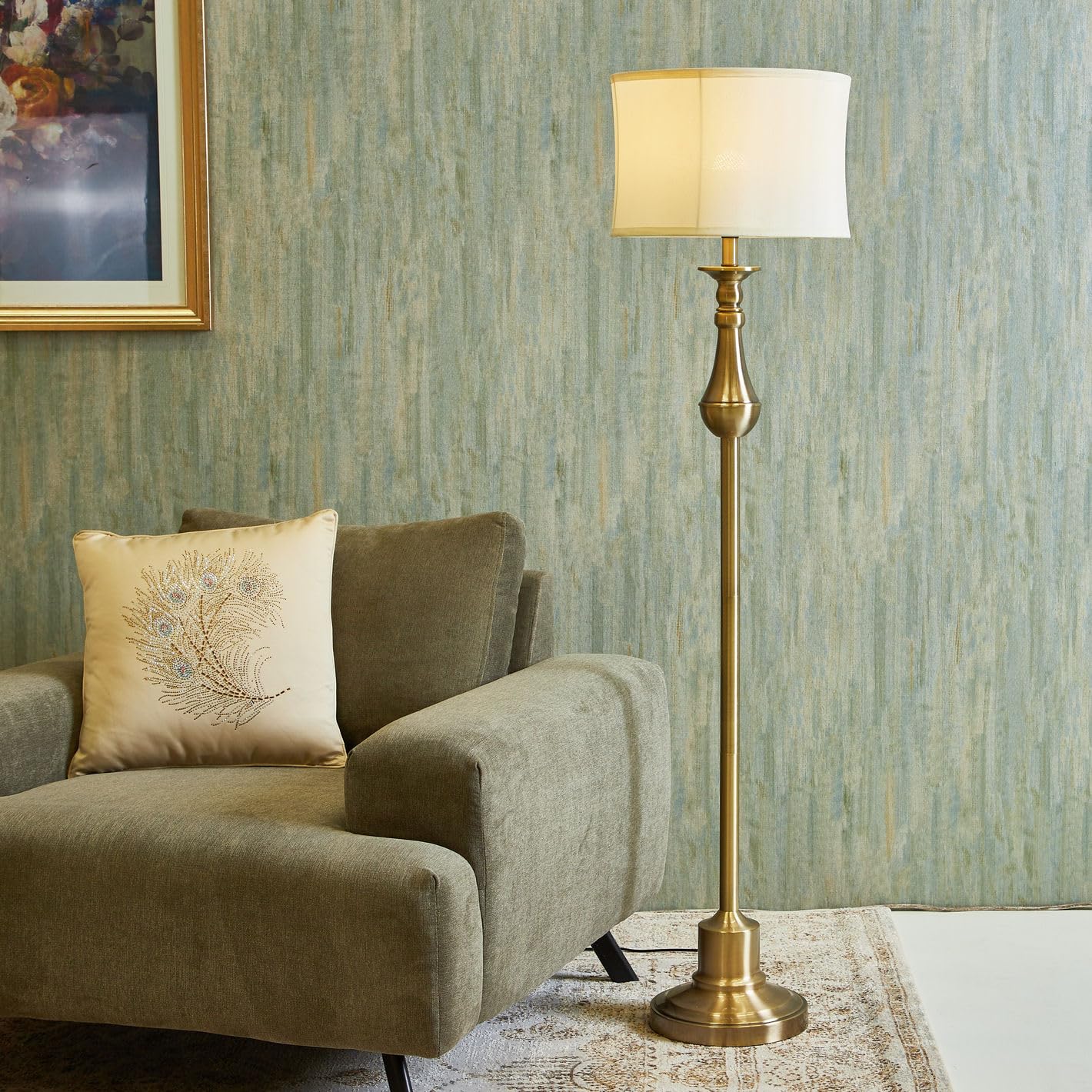 Classic Tall Metal Standing Floor Light LED Lamp Stand in Golden Light for Living Room Fancy Light Decor Bedroom Corner in Golden Color with Heavy Metal Base in Ambient Light