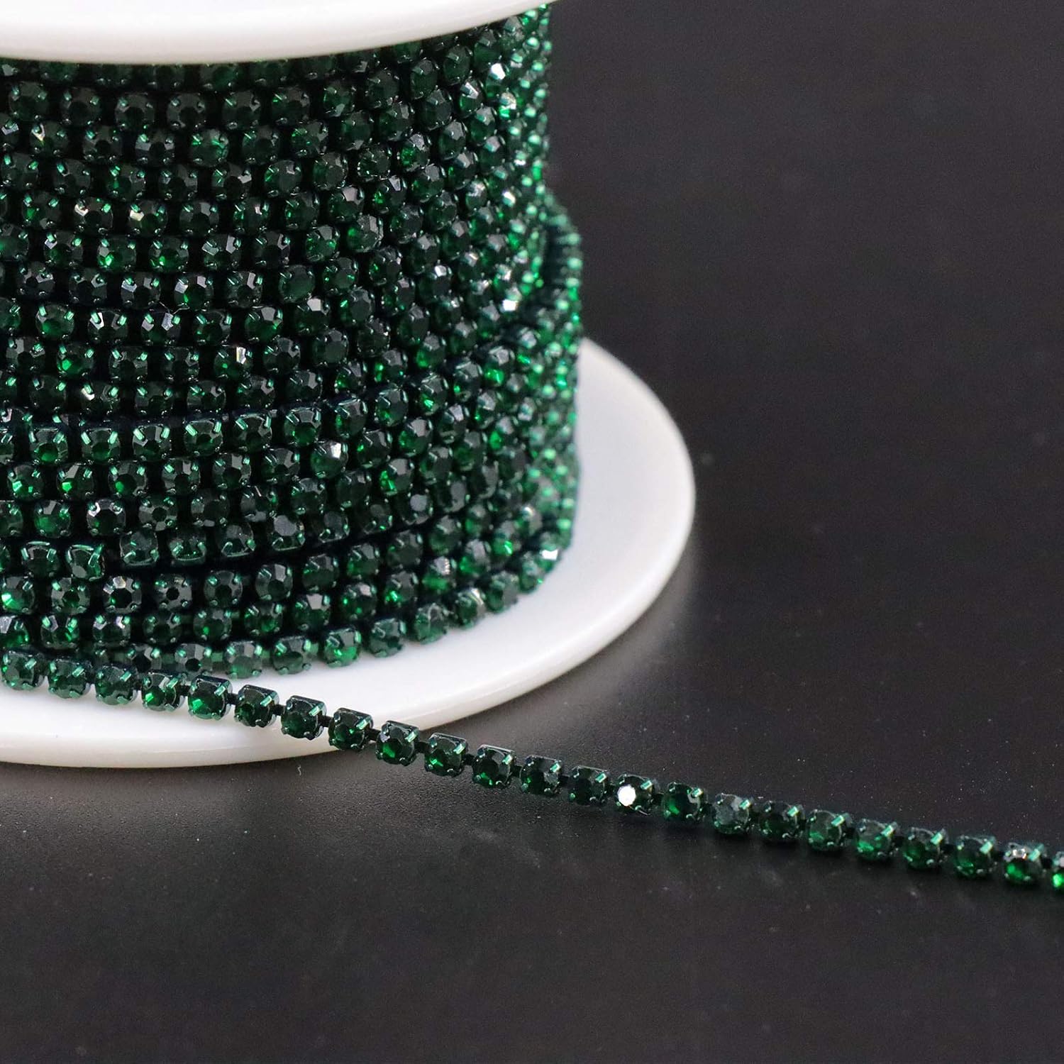 Jerler 10 Yards Crystal Rhinestone Trim SS6.5/2.0mm Close Chain for Sewing Crafts Ideal Wedding Party DIY Decoration