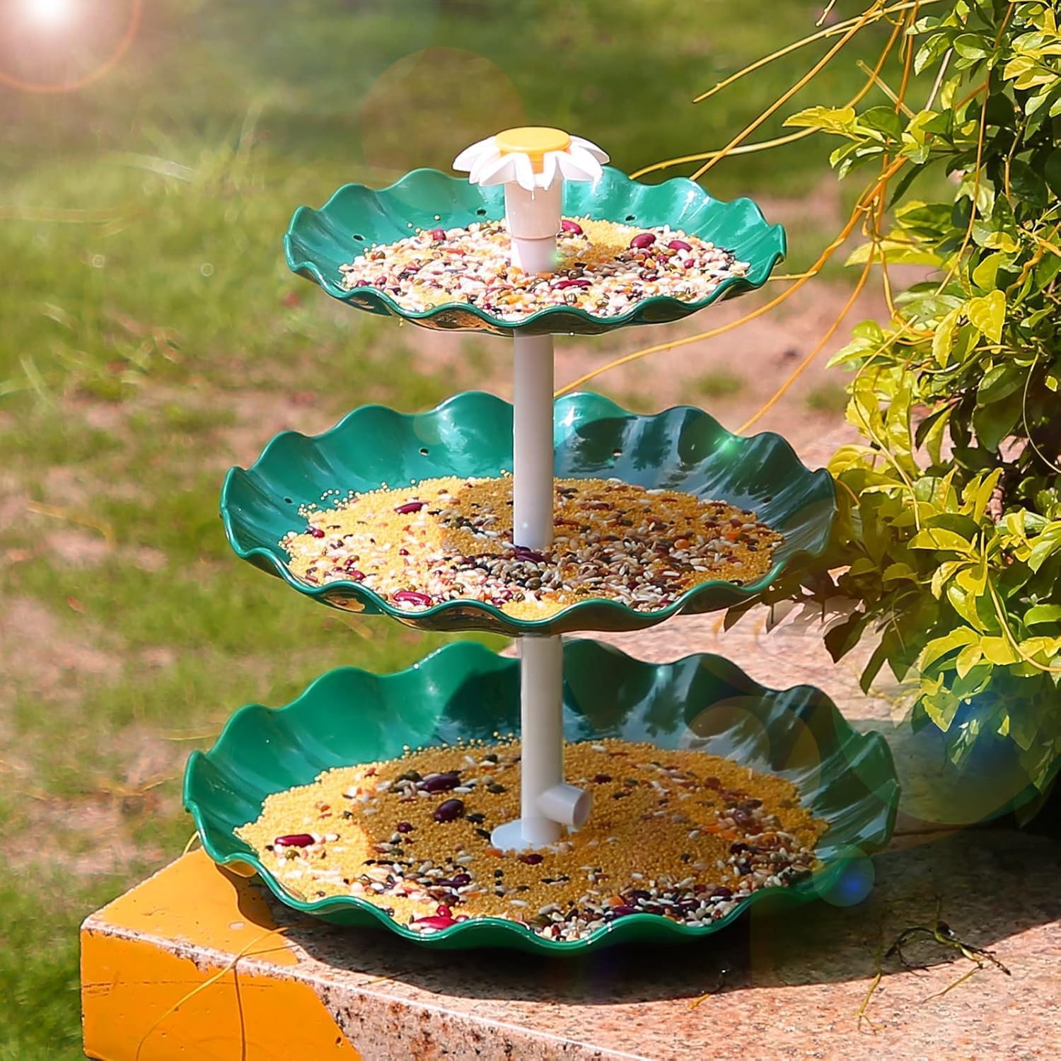 AISITIN Fuente DIY, juegos de bebederos para pájaros con fuente solar de 3,5W, alimentadores para pájaros de 3 niveles para exteriores, bebedero para pájaros y fuente solar desmontable adecuada para