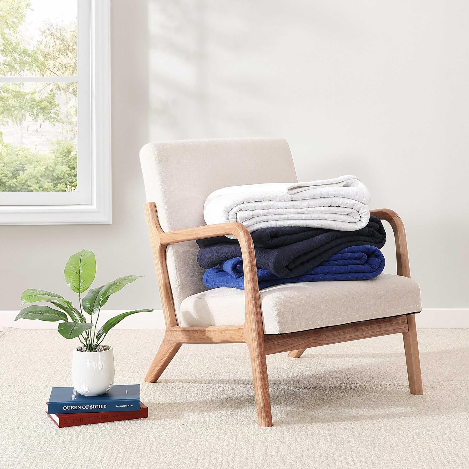 Tommy Hilfiger - King Size Blanket, 100% Woven Cotton Bedding, Medium Weight for Year Round Comfort, Throw Blanket for Couch & Bed (Essential Weave Navy)