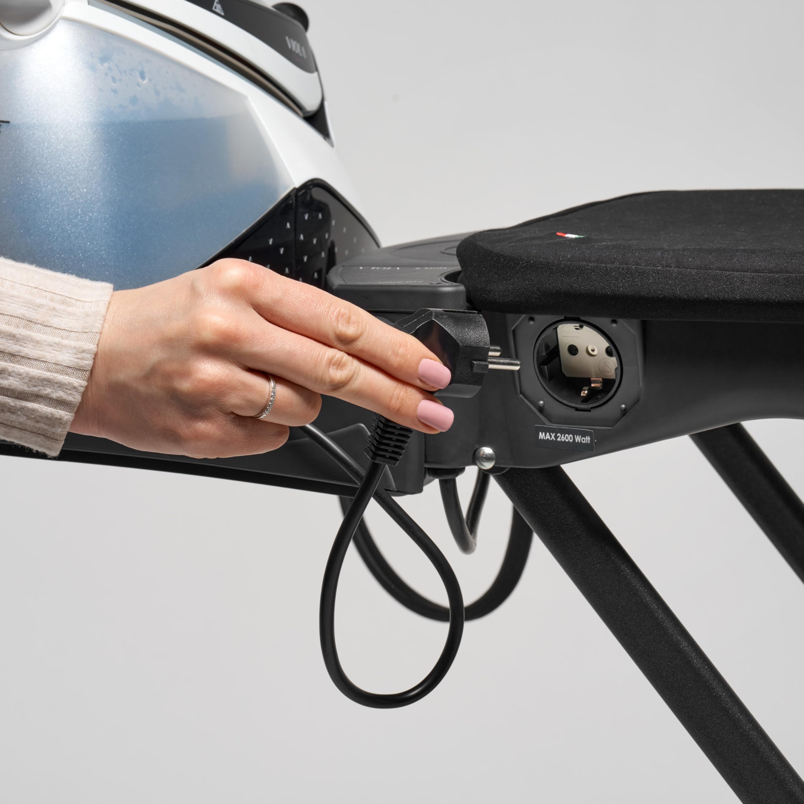 VIOLA Tabla de planchar multifunción, fabricada en Italia, aspiradora, calentadora, sopladora, mesa para planchar con vapor, planchado profesional, planchado fácil, plegable, ajustable, ahorra espacio