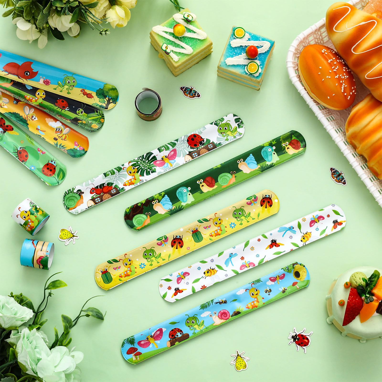 Serencatcher 48Pcs Bug Slap Bracelets, Bug Insect Party Favors Wristbands Bracelets with Ladybug Caterpillar Butterflies Snails Snap for Wild Insect Animal Birthday Party Decorations