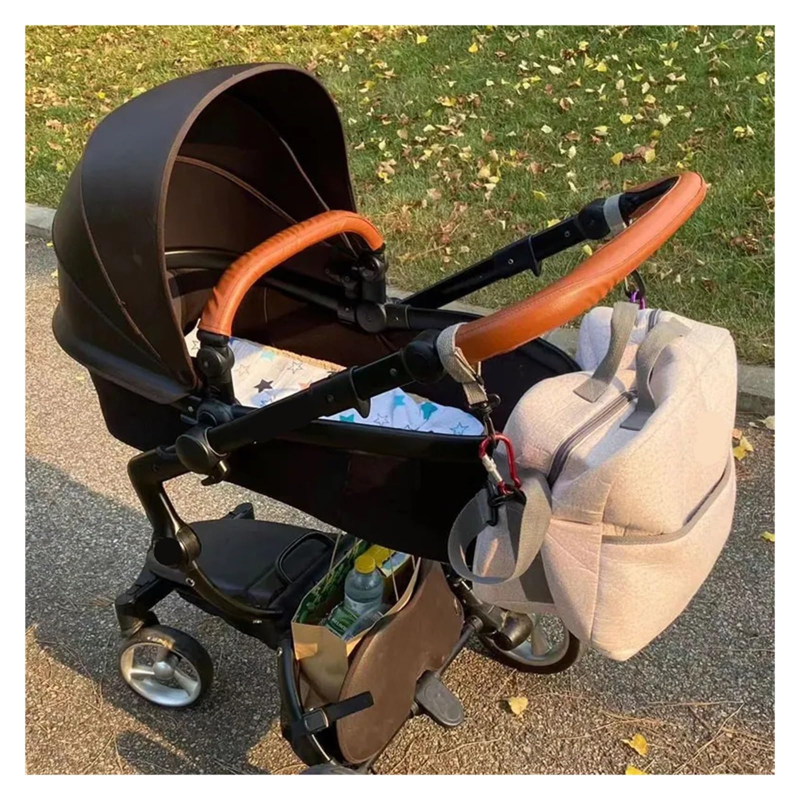 Copri maniglia per passeggini Coprimaniglie in pelle PU for passeggino, for bracciolo, accessori for(Mom baby 2PCS white)