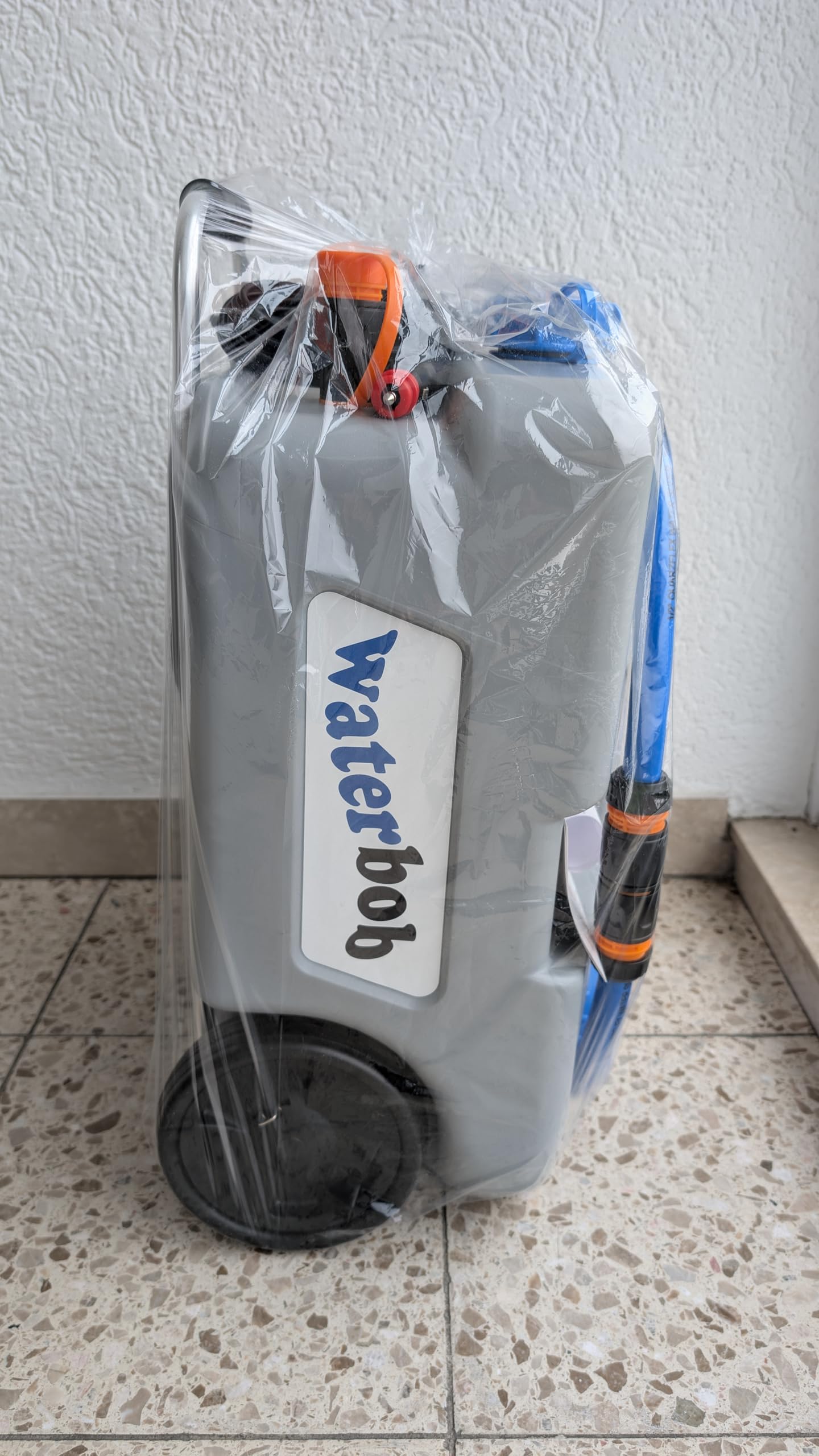WaterBob, Zbiornik na wodę na kółkach z pompą 12 V, szary, długość 50 cm, szerokość 32 cm, wysokość 30 cm