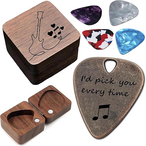 Vista 15 de JUPPE Púas de guitarra grabadas de bronce personalizadas, regalos musicales para guitarrista I'd Pick You Every Time, regalos de cumpleaños