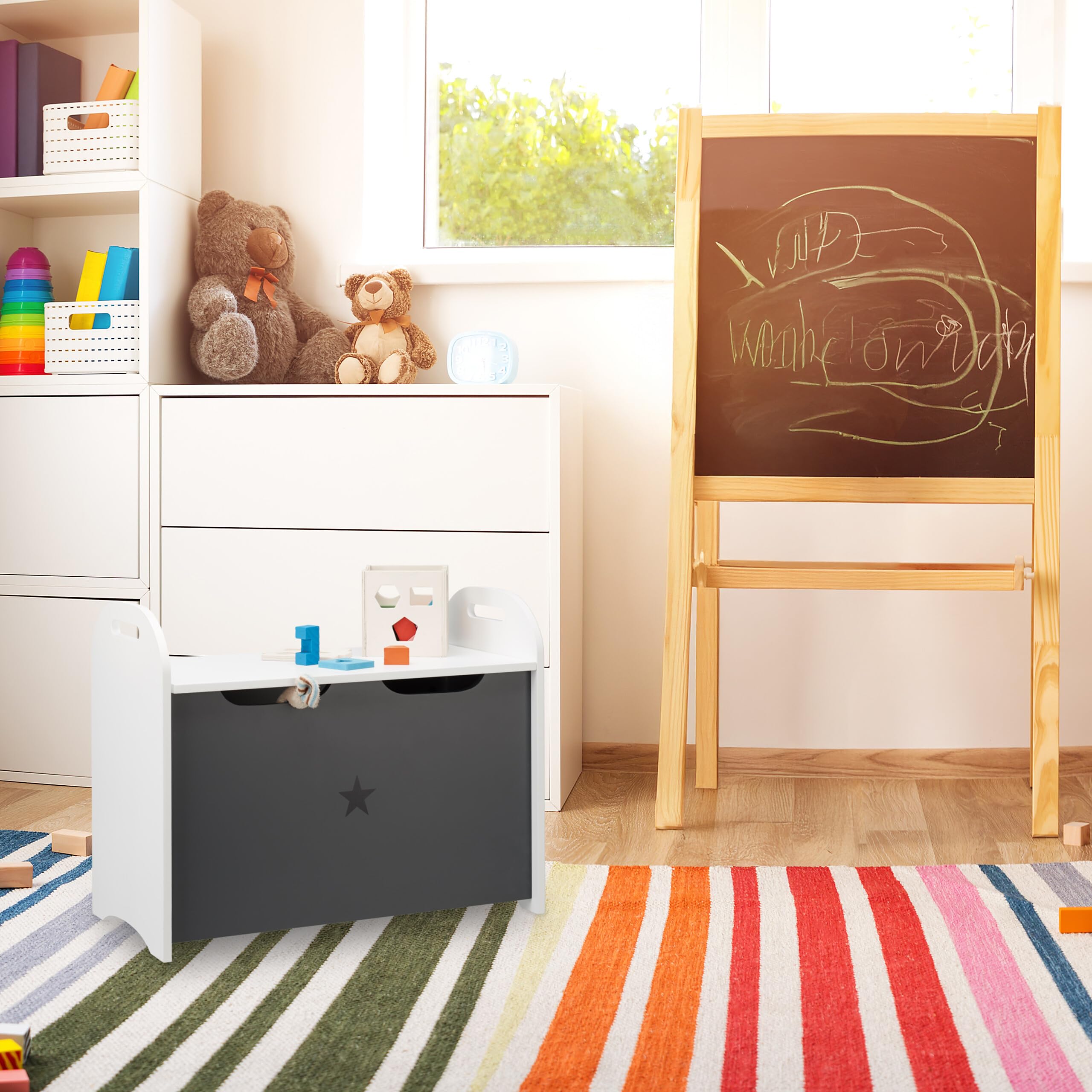 Relaxdays Spielzeugtruhe für Kinder, Stauraum für Spielzeug, Sitzbank m. Deckel, HBT 47x57x30 cm, Sternmotiv, Weiß-Grau