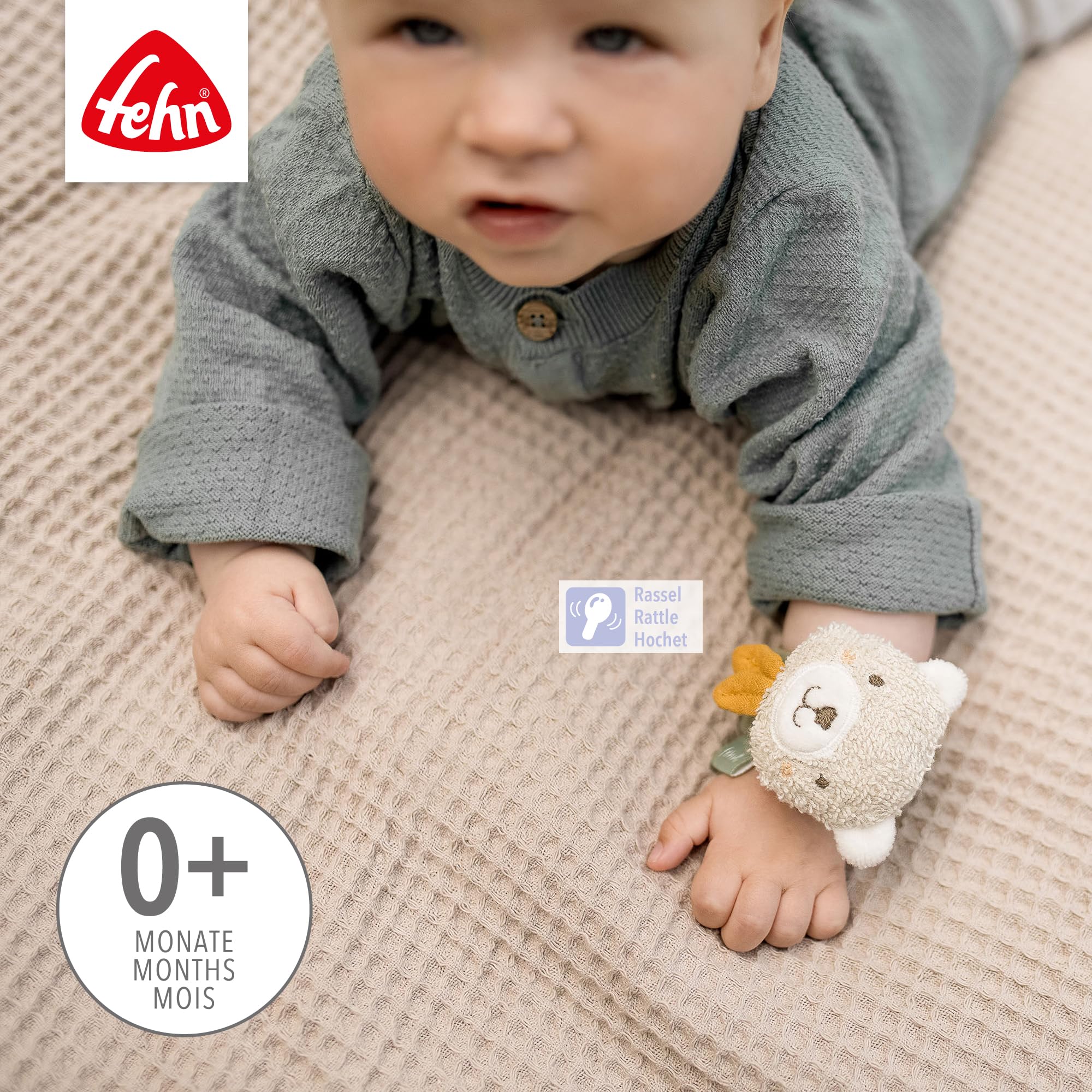 Fehn Rasselarmband Baby Spielzeug Bär – Motorikspielzeug Greifling zum Rasseln, Fühlen – Kuscheltier Babyspielzeug aus Baumwolle – Spielzeug für Babys und Kleinkinder ab 0+ Monaten