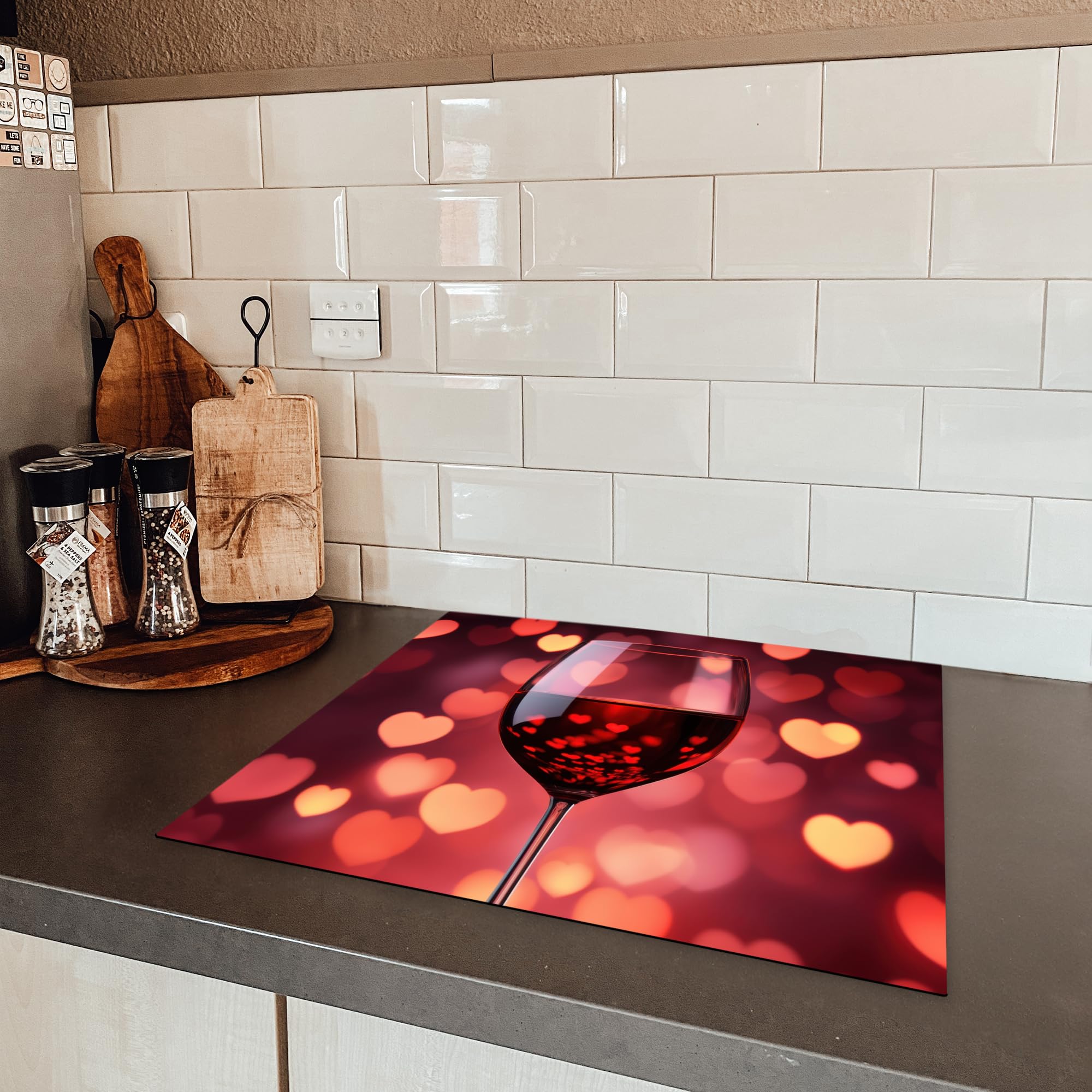 KitchenYeah© Protège Plaque Induction 59x52 cm Deco Cuisine Accessoire Pratique Protection De Vitroceramique Kitchen Gadget Rouge - Vin - Coeur - Cadeau Saint Valentin - St Valentin