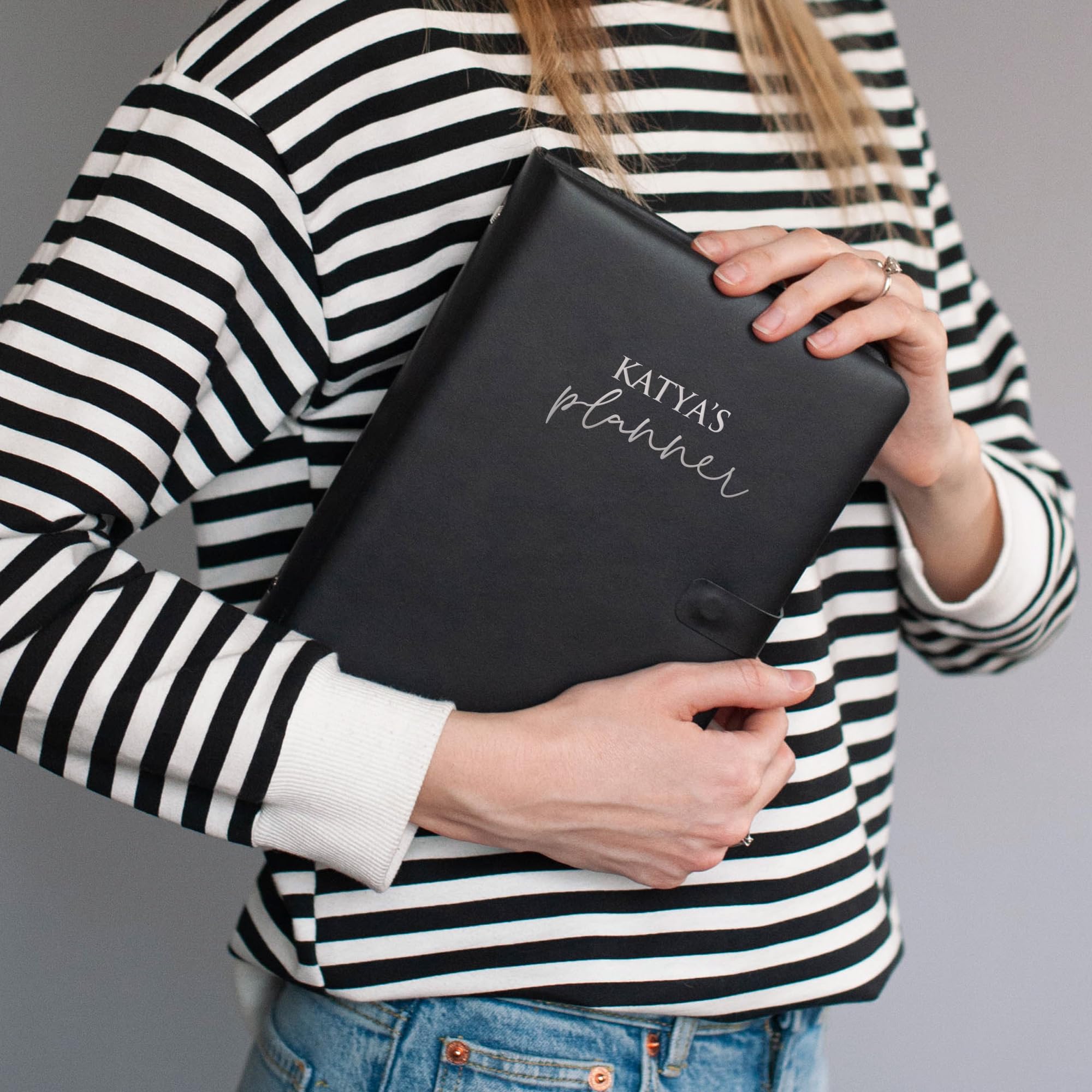 Personalized Dated Daily/Weekly Planner 2025-2026 Refillable 6 Ring Binder, 12 Monthly sheats, Organizer with To Do List, Hourly Schedule (A6 paper