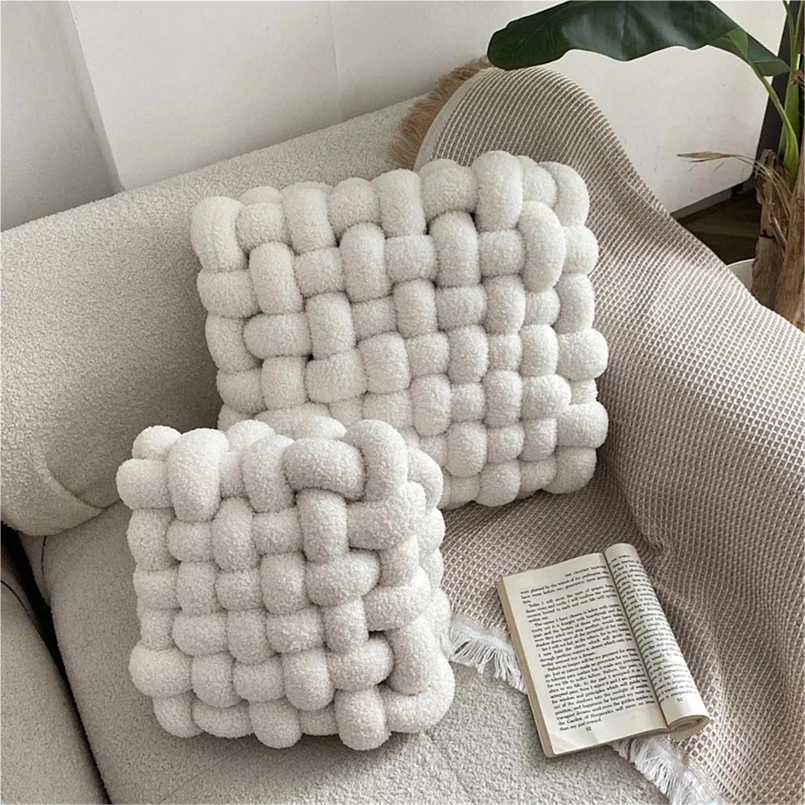 Poduszka Knot Ball, Ręcznie tkana, wiązana poduszka w kształcie piłki, wielokolorowa, wiele rozmiarów(White-red,40x45x12cm)