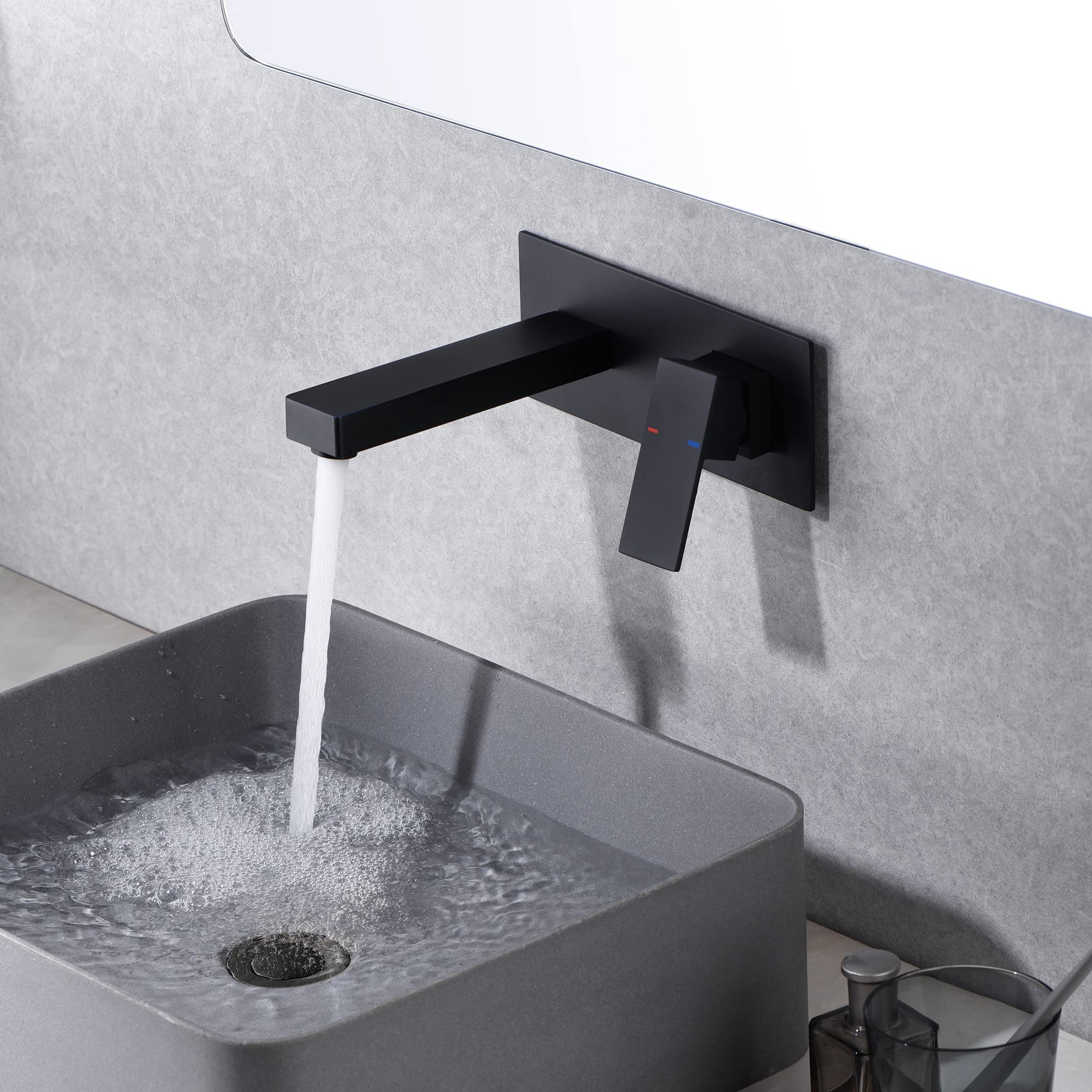 Sistema doccia Black Rain S3218DI + rubinetto per lavabo a parete S1389DI