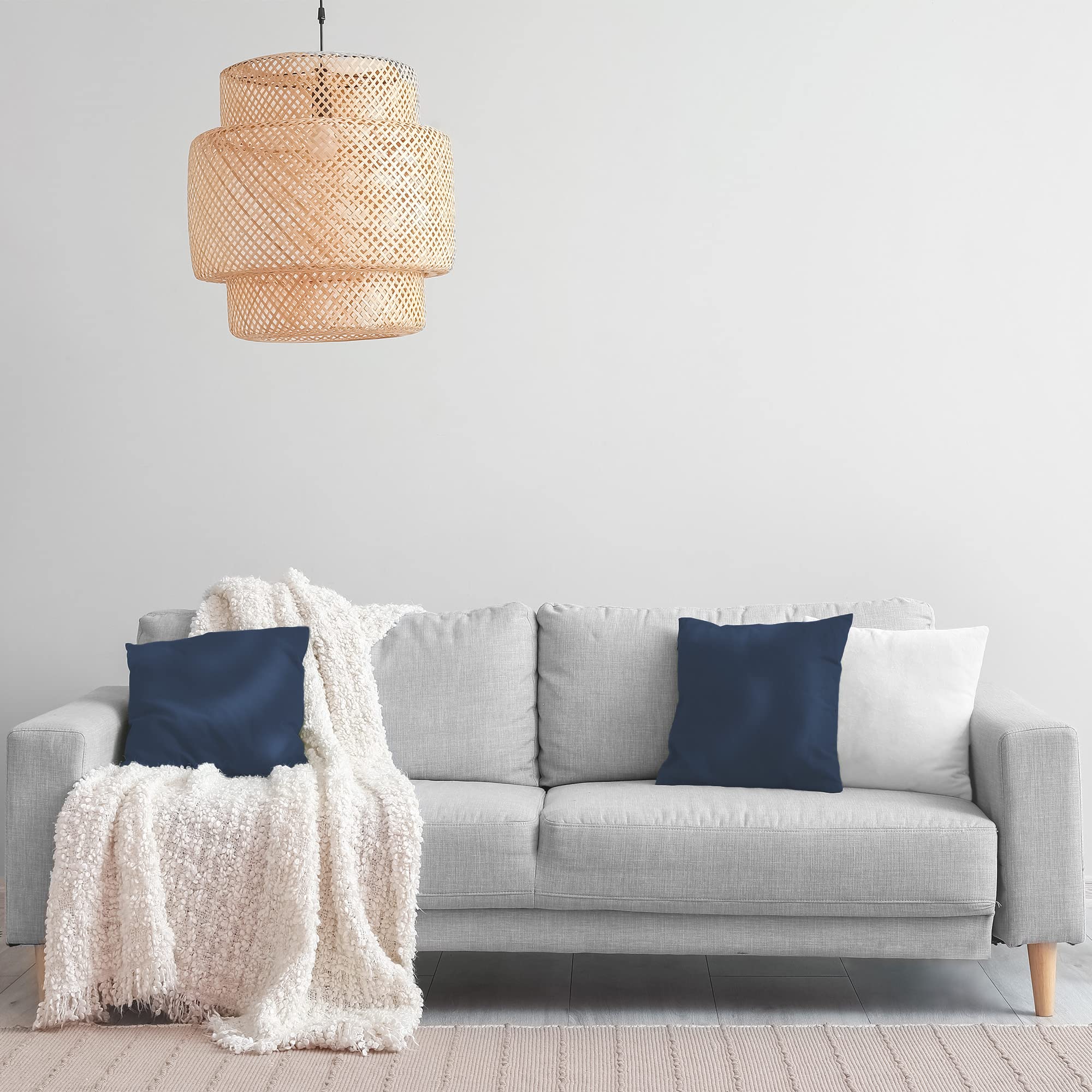 Flowen Federe Cuscini Divano 40x40 Set da 2 Copricuscini in Microfibra Fodere Lavabili e Resistenti 40 x 40 cm Tessuto 100% Poliestere Traspirante Anallergico Antiacaro Ideali per Arredo Casa