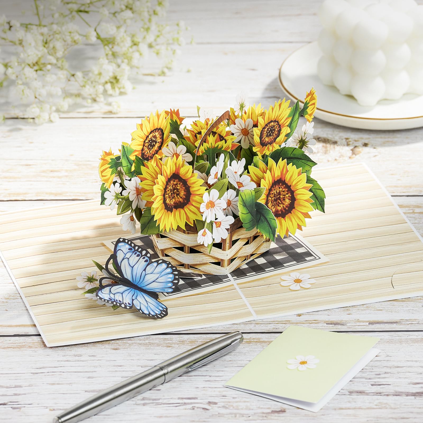 3D Flower Wreath - Handmade Pop Up Happy Birthday Card - Birthday Wreath Pop Up Card - Birthday Cards - Unique Floral Birthday Card