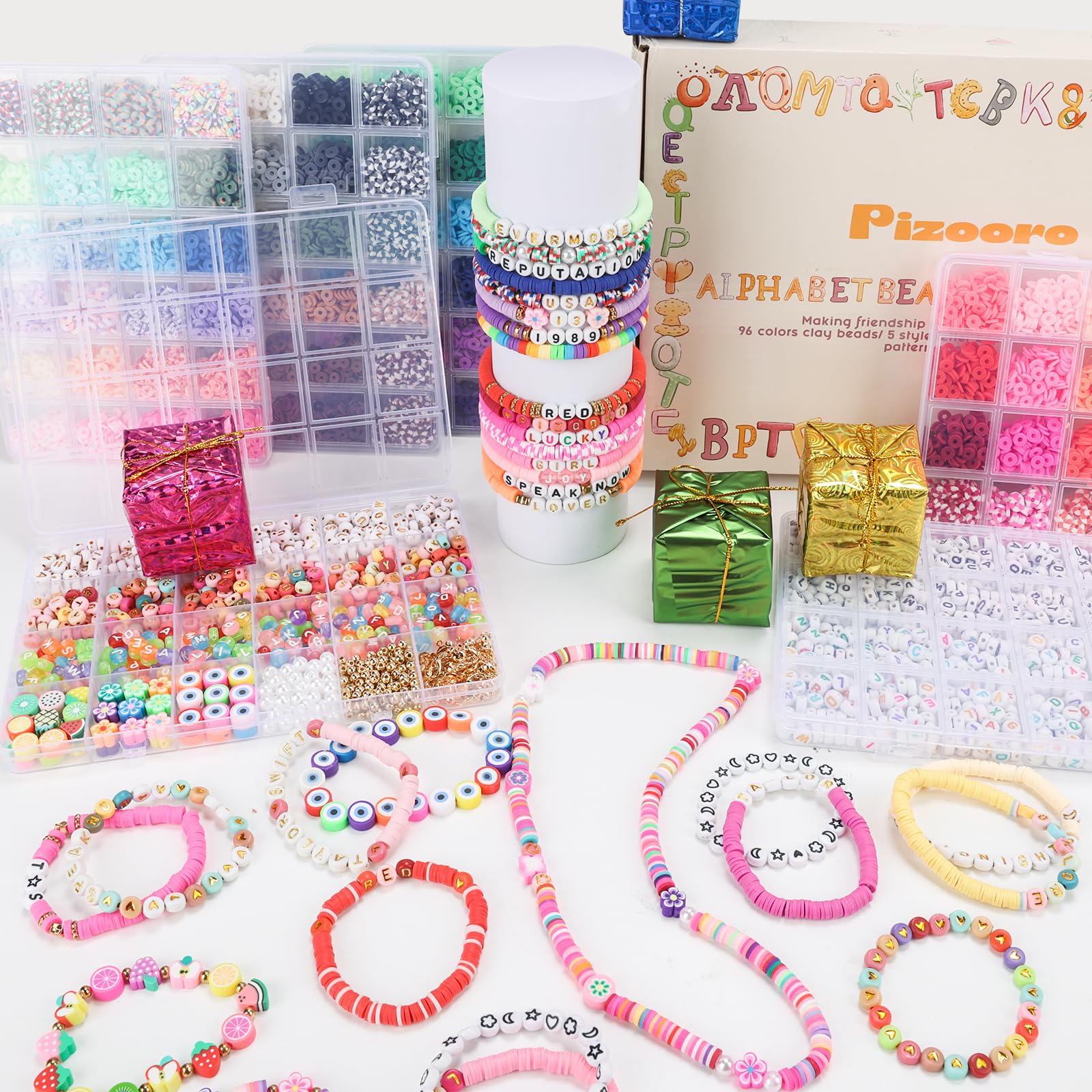 Kit de pulsera de la amistad con 96 colores, 13440 cuentas de arcilla, 1470 cuentas de letras para hacer joyas, 5 estilos de cuentas redondas del alfabeto, números y patrones con 4 cuerdas elásticas,