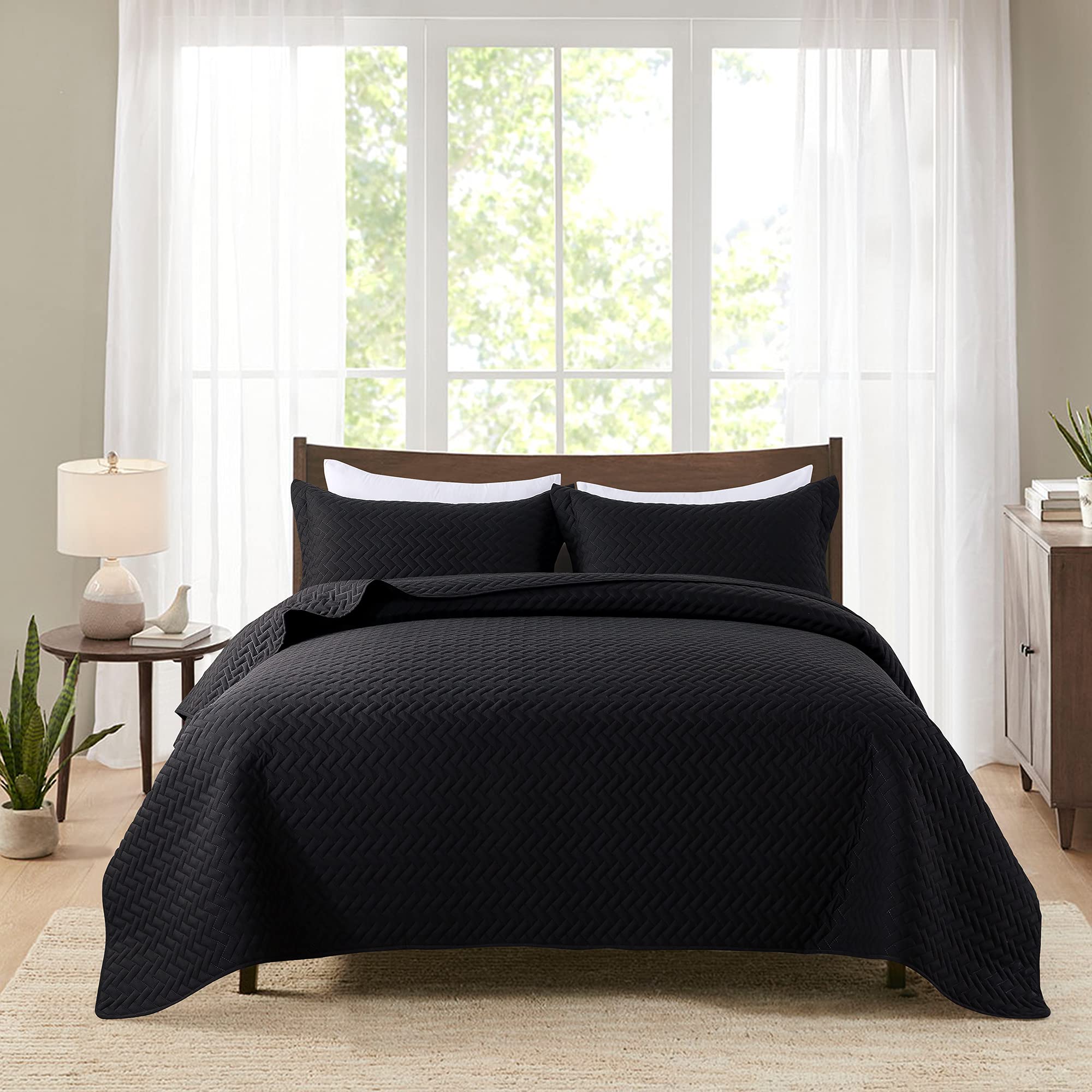 DOWNCOOL Black King Size Quilt Sets with 2 Pillow Cases - 3 Pieces ...