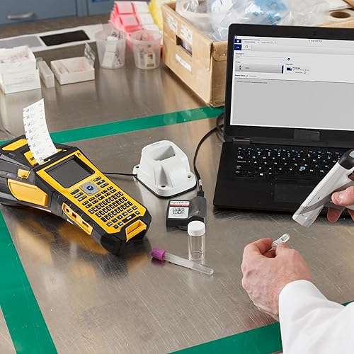 Vista 5 de Brady Etiquetadora portátil M610 con estuche rígido (M610-KIT). La durabilidad cumple con la más amplia gama de opciones de entrada de datos.