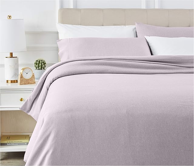 Amazon Basics Chambray Duvet Cover Set - 220 x 250 cm / 50 x 80 cm x 2, Purple Dusk
