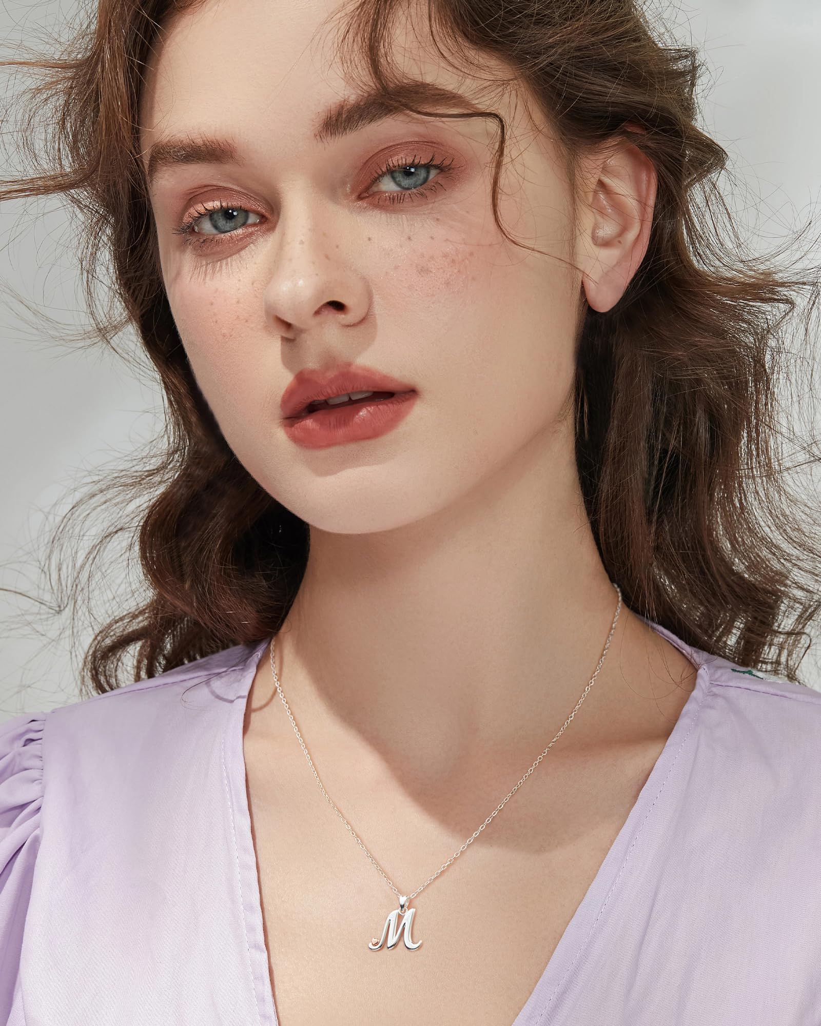 Mesovor Collane in Argento Sterling 925 per Donna, Delicata Collana con Nome Iniziale e Cuore in Oro Rosa, Regali di Gioielli per Fmiglia, Madre, Sorella, Figlia, Moglie