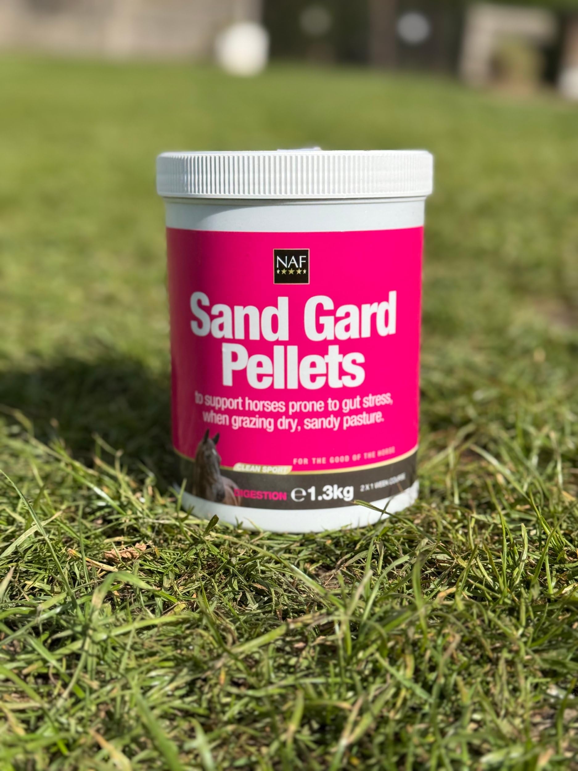 NAF Sand Gard Pellets 1,3 kg - Ergänzungsfuttermittel für Verdauung & Darmgesundheit bei Pferden | Unterstützt die Sandausscheidung mit probiotischer Hefe & Kräuterformel
