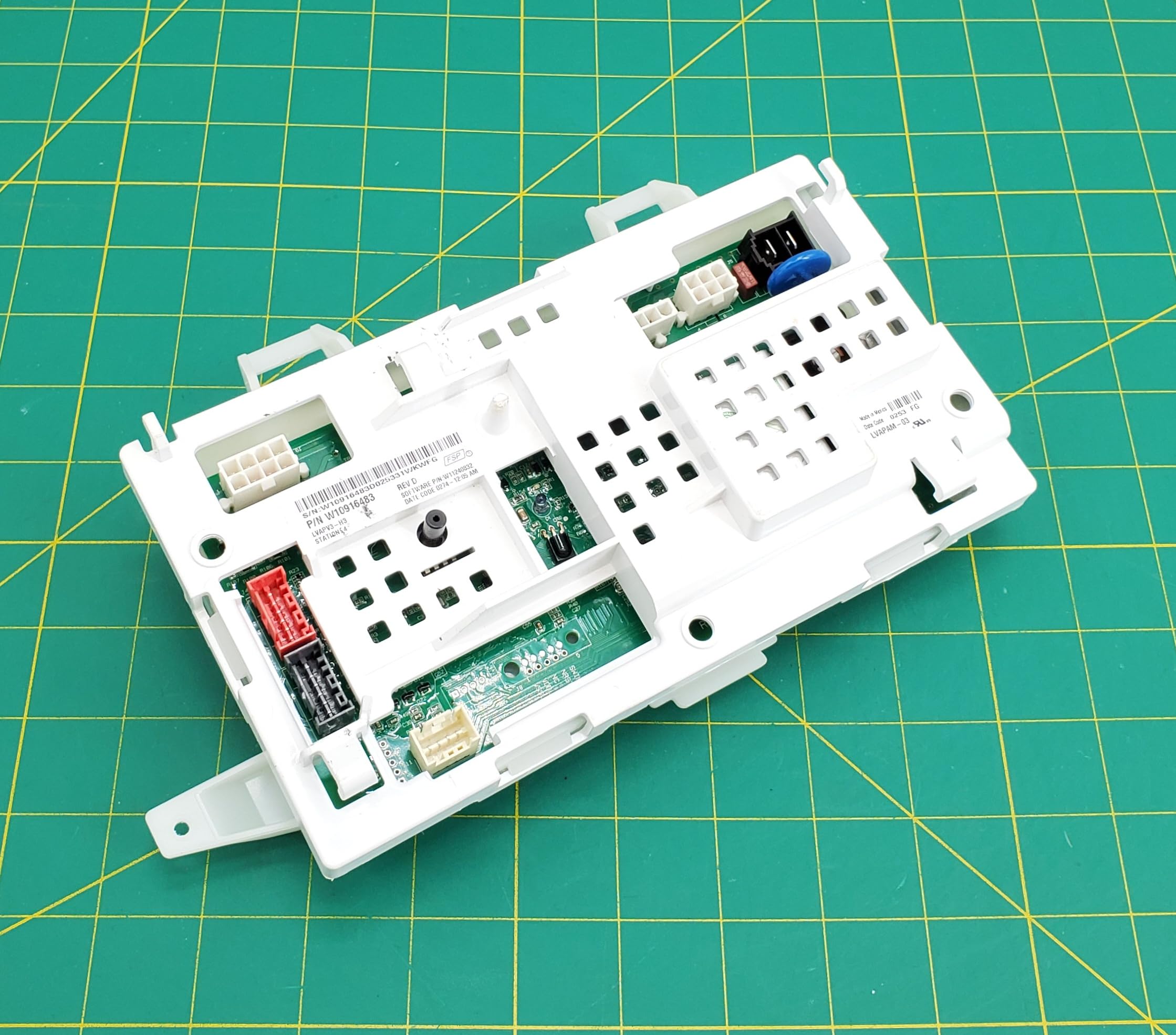 BL Non-NEMA, 50 A, Locking Connector - 3D333|CS8364C - Grainger