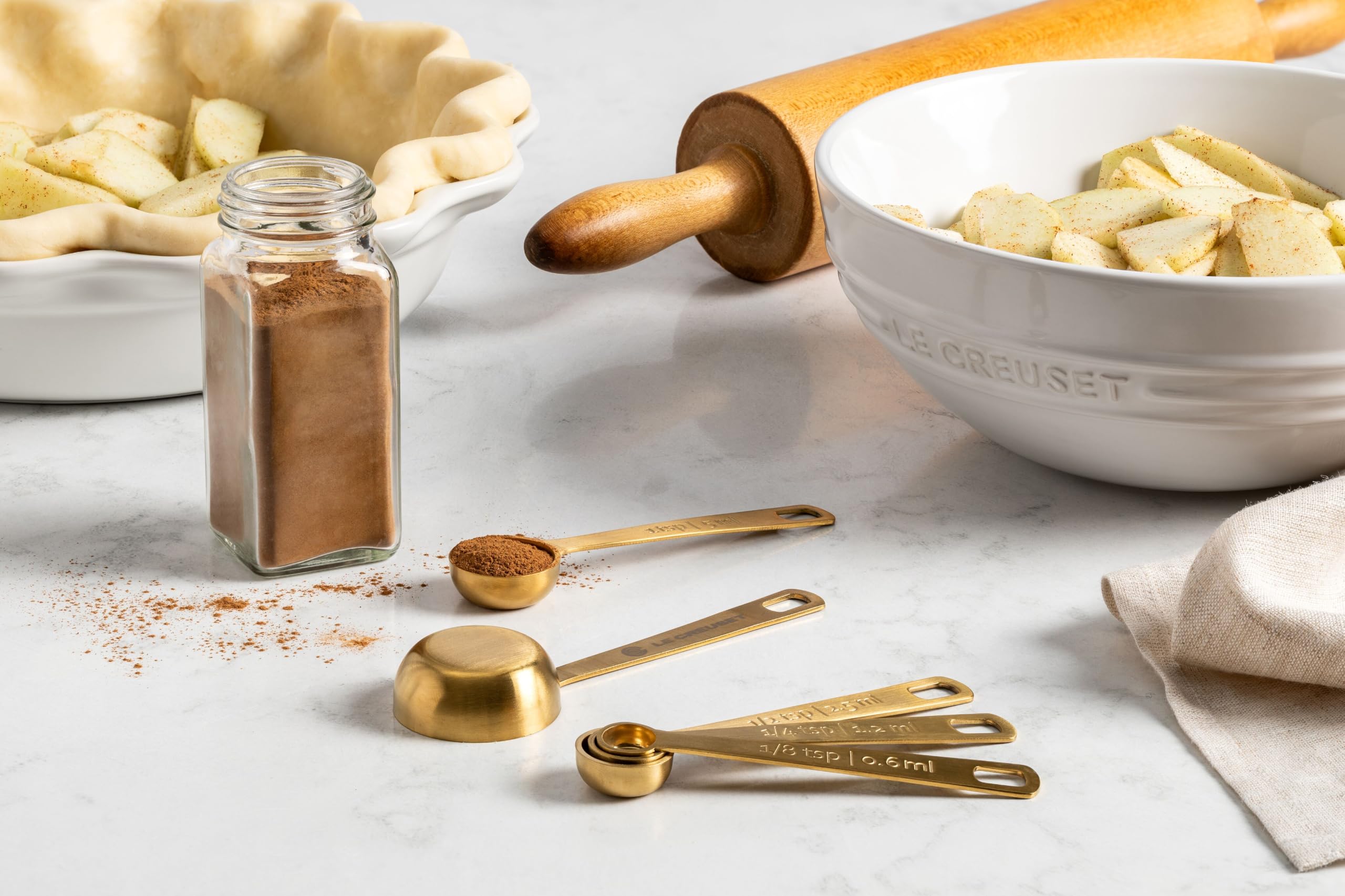Le Creuset Edelstahl-Messlöffel, goldfarben, 5 Stück | Set beinhaltet: 1/8, 1/4, 1/2 und 1 Teelöffel und 1 TB