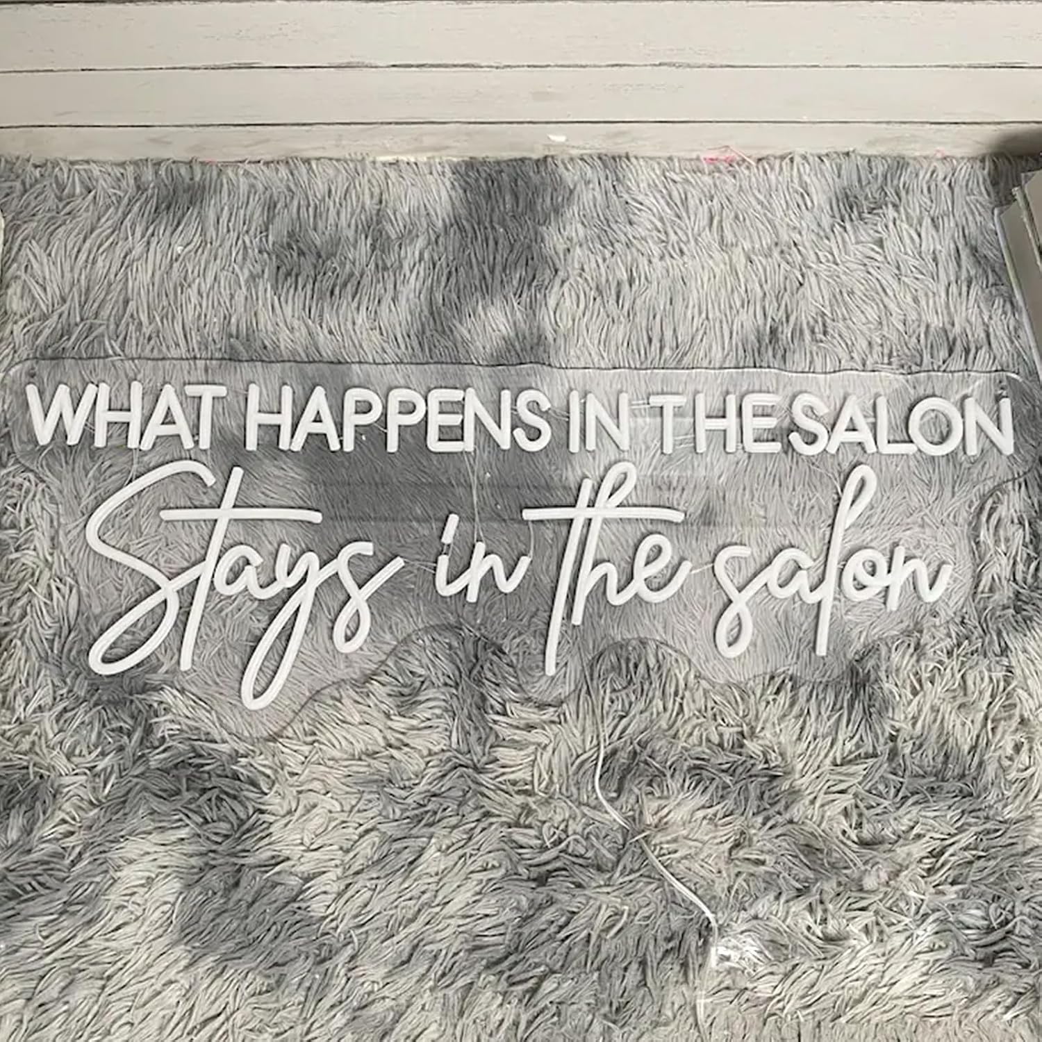 What Happens In The Salon Stays In the Salon Neon Sign Led Business Salon Light Up Signs for Wall Decor Lashe Room Beauty Salon Decor Hair Studio Decoration 31.5inches