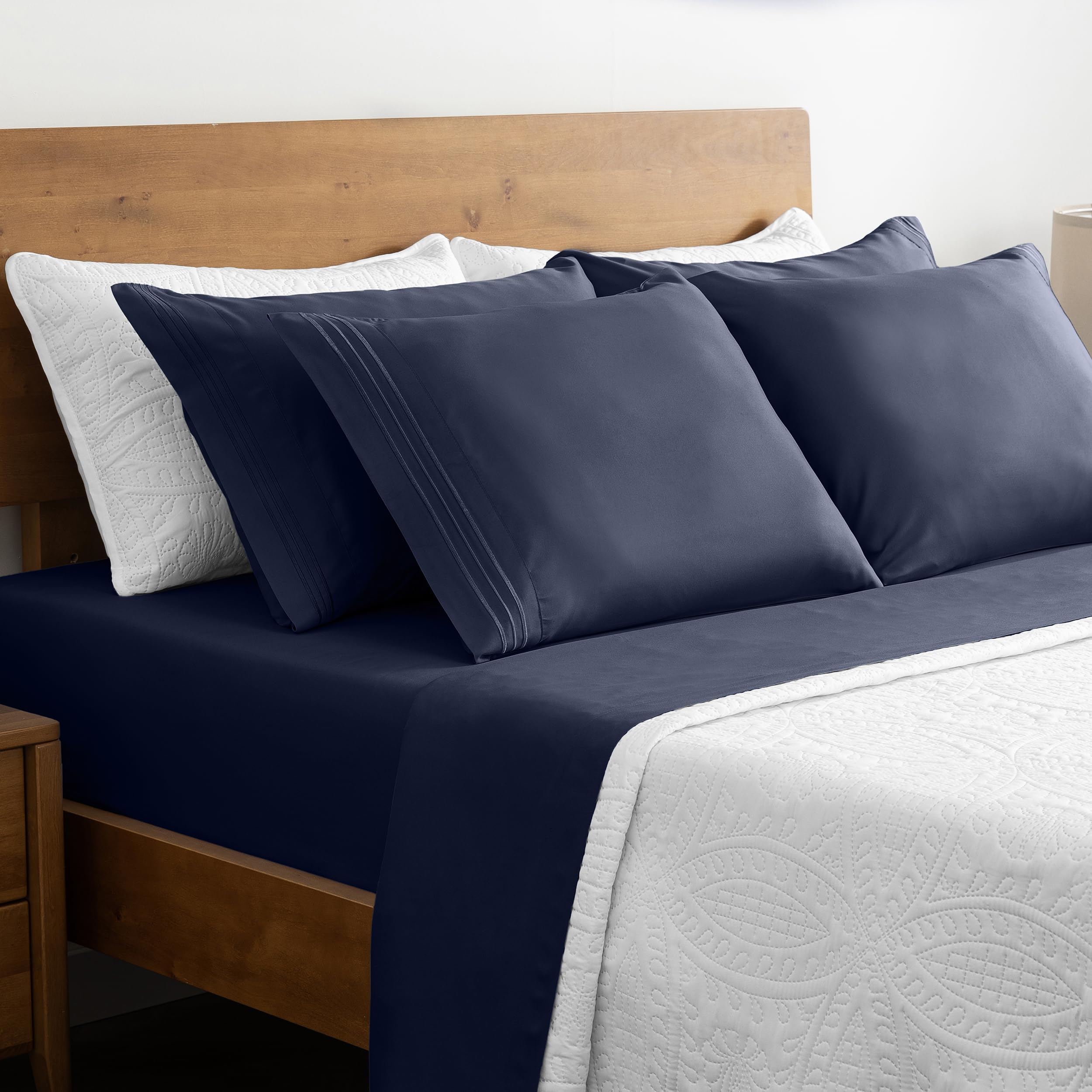Mellanni Bedspread Coverlet Set + 6PC Sheets Set Bundle&Save - Iconic Collection Bedding - Bundle Includes: 3 Piece Oversized Quilt Set and 6 Piece Bed Sheet Set (Queen, White/Navy Blue)
