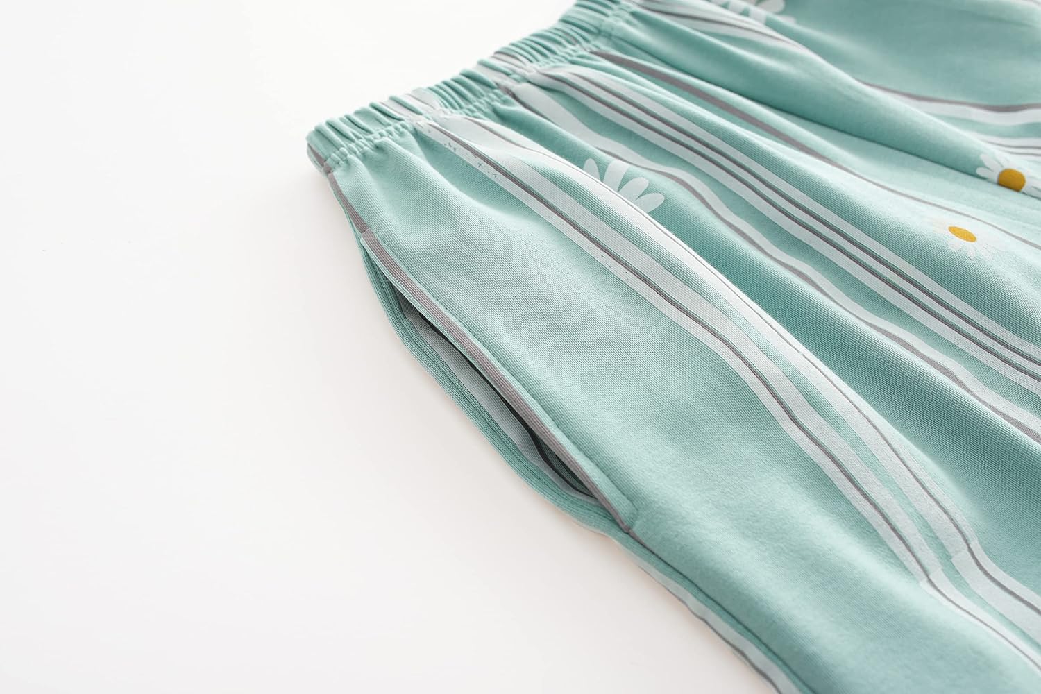 Vopmocld Big Girls' Lovely Sleepy Panda Sleepwears Cute Cartoon 2PCS Pajama Sets - Image 2