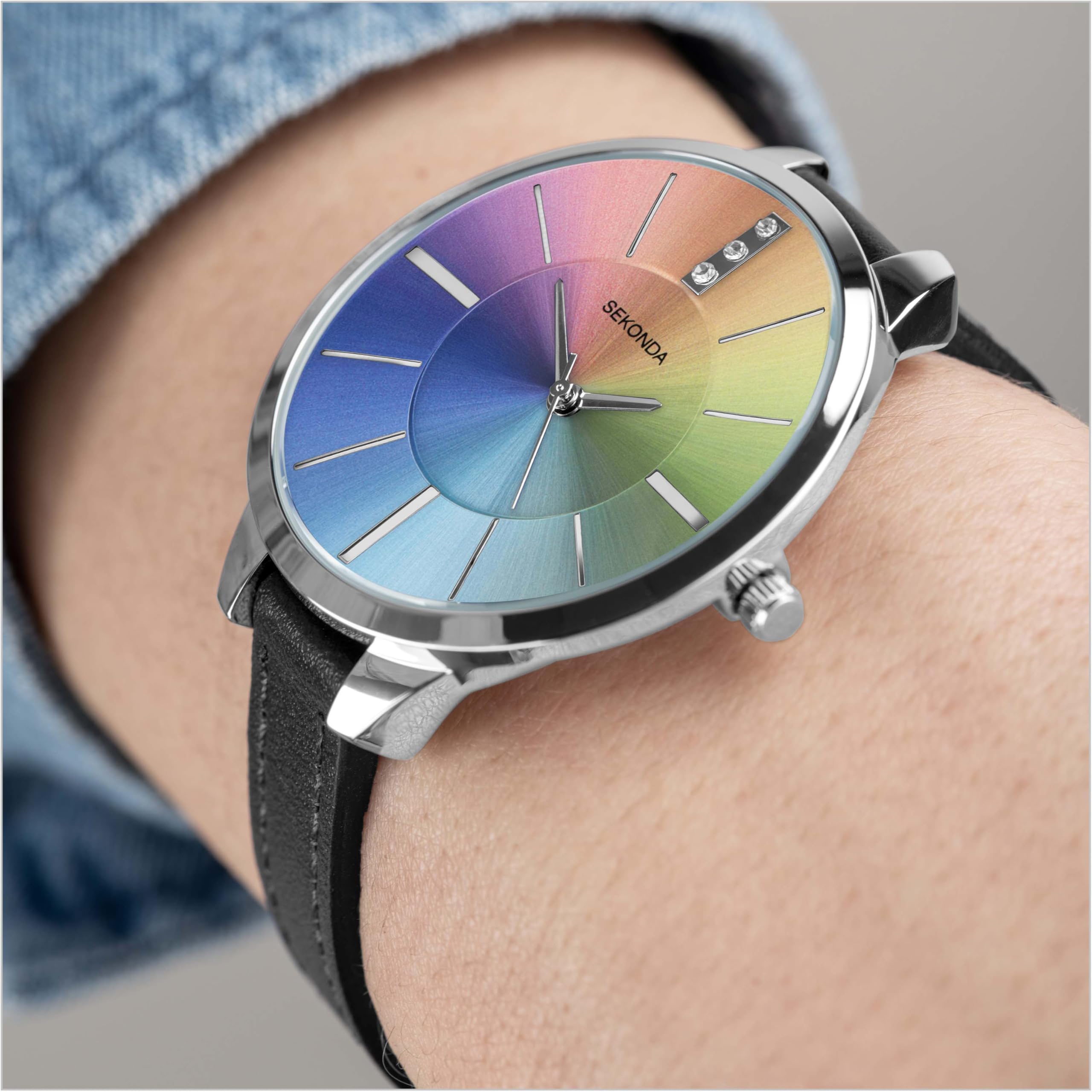 Sekonda Ada 39 mm Orologio al quarzo da donna con tre lancette con pietre incastonate quadrante Sunray Display analogico e cinturino in pelle