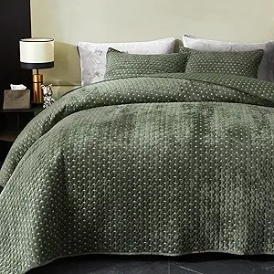 Powdion Velvet Quilt Queen Size, Oversized Bedspread Quilted Bedding Set, Luxurious Soft Coverlet Set Lightweight Velvet Comforter for All Season with Pillow Shams Army Green Striped Full/Queen