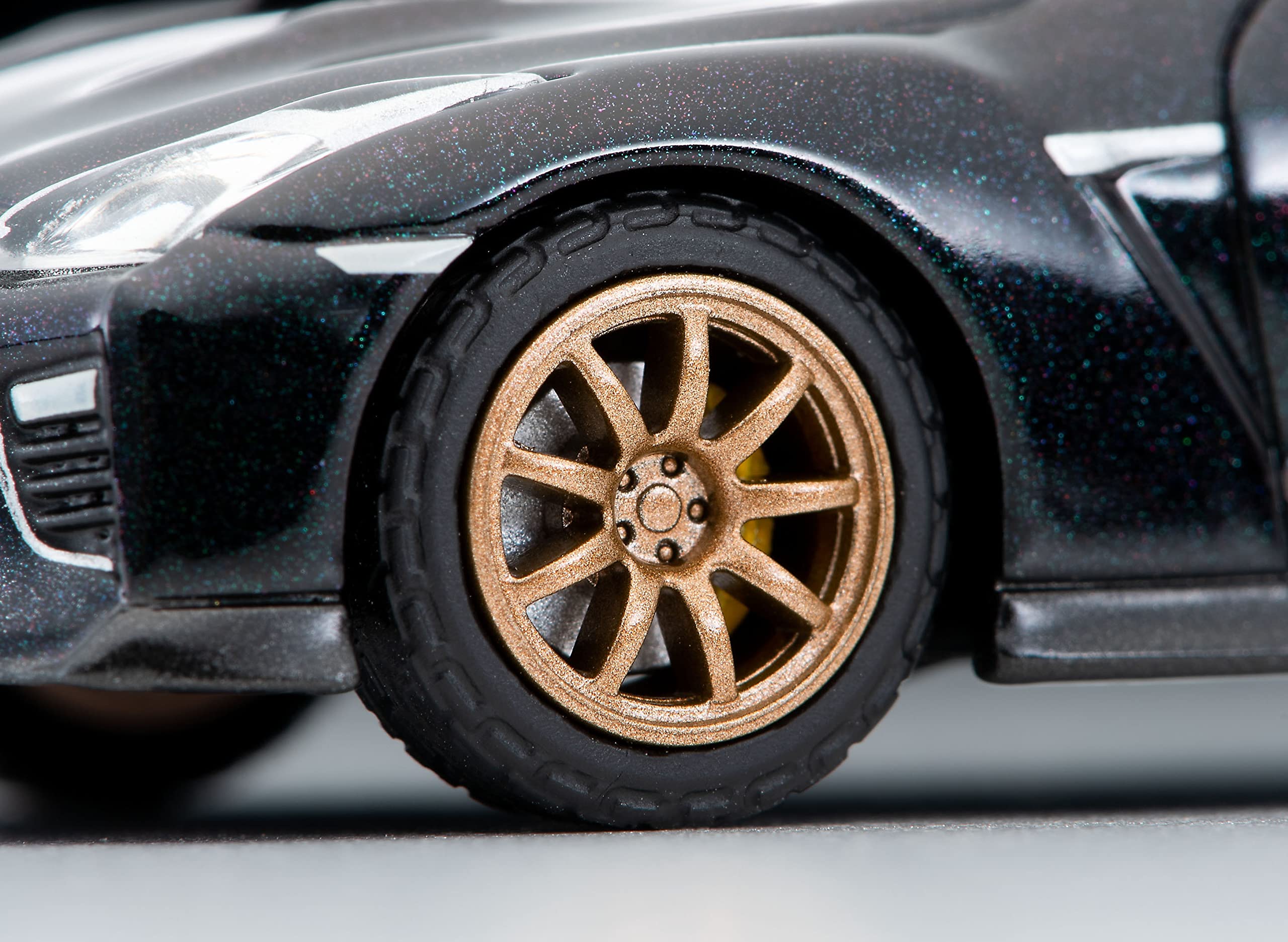 新品未使用！トミカリミテッドビンテージネオ GT-R Amazon | トミーテック (TOMYTEC) トミカリミテッドヴィンテージ