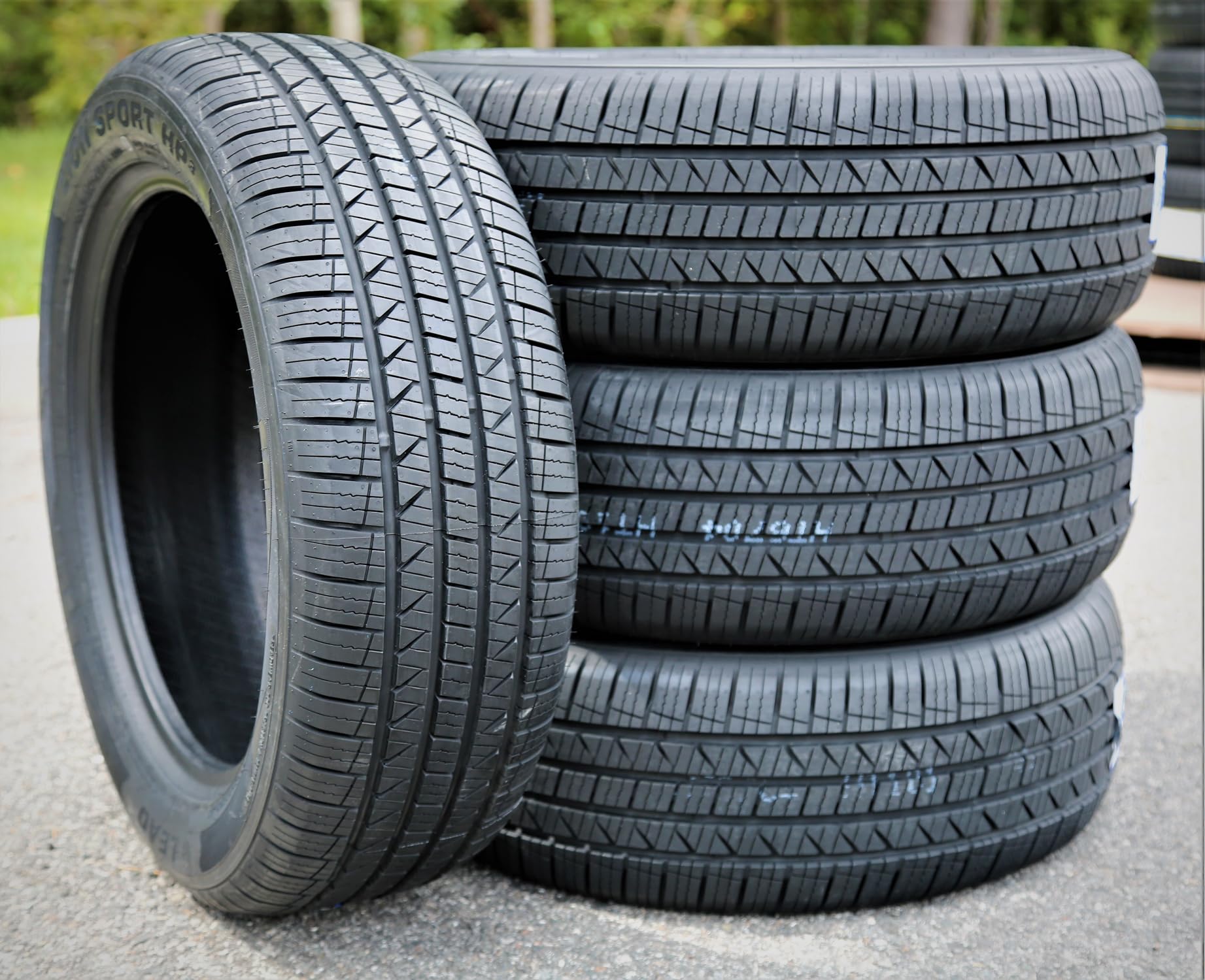 Amazon.com: Leao Lion Sport HP3 195/65R15 91H BSW : Automotive