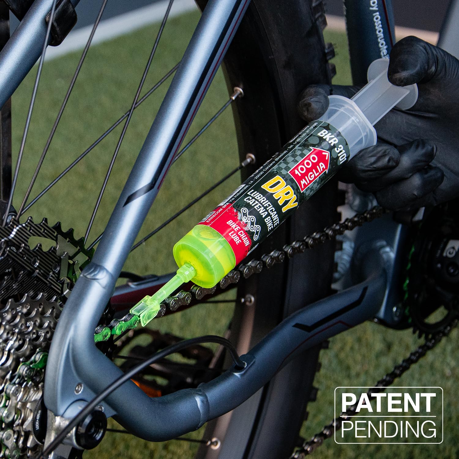 1000 Miglia Zestaw Smarów do Łańcucha Rowerowego - 3x100 ml (300 ml), Strzykawki po 100 ml, 1 DRY + 1 WET + 1 ALL WEATHER + aplikatory Drop i Huggie System, Formuła Fluorescencyjna i Zapachowa