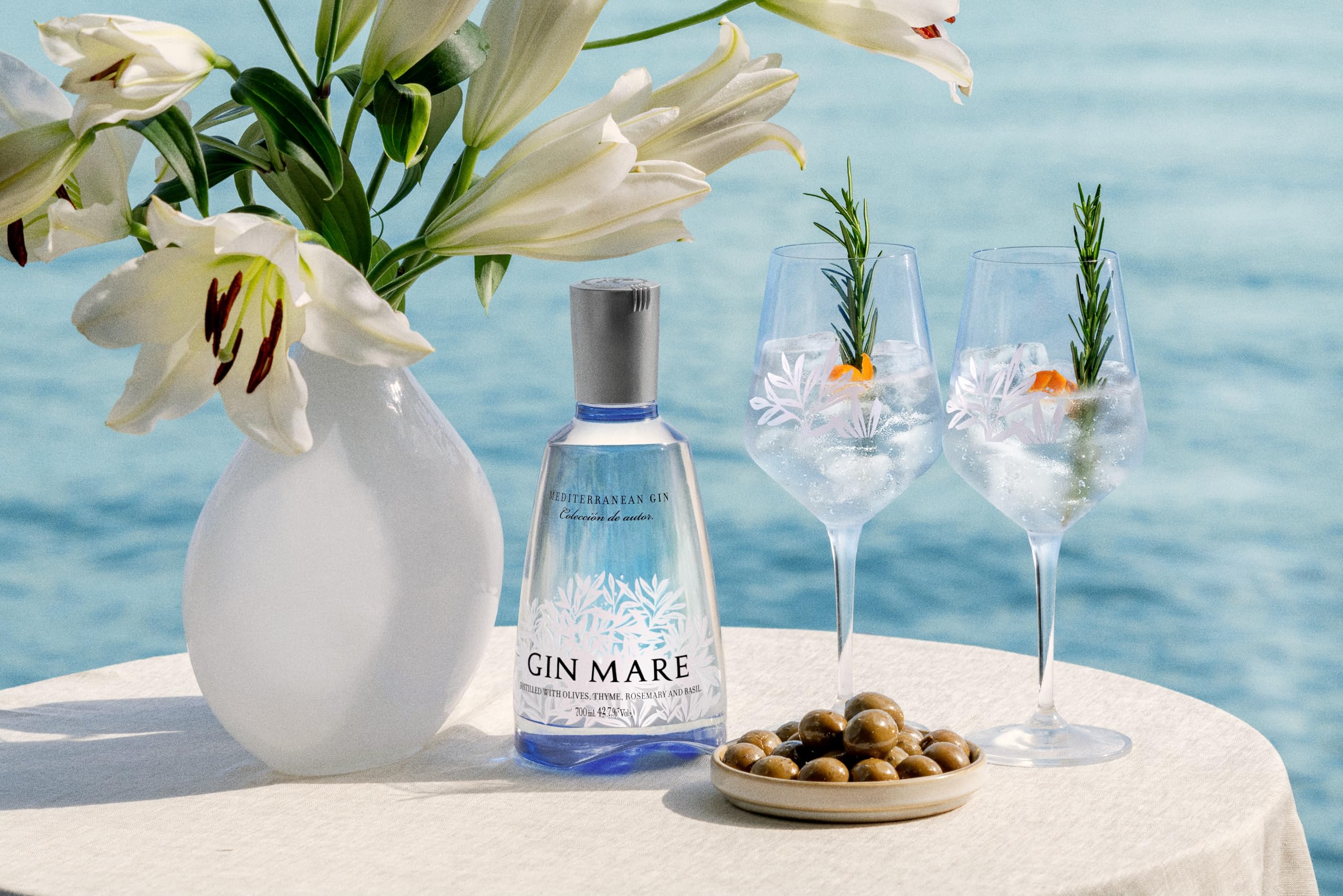 Gin Mare Ginebra Mediterránea Pack Copa Botella 700 ml