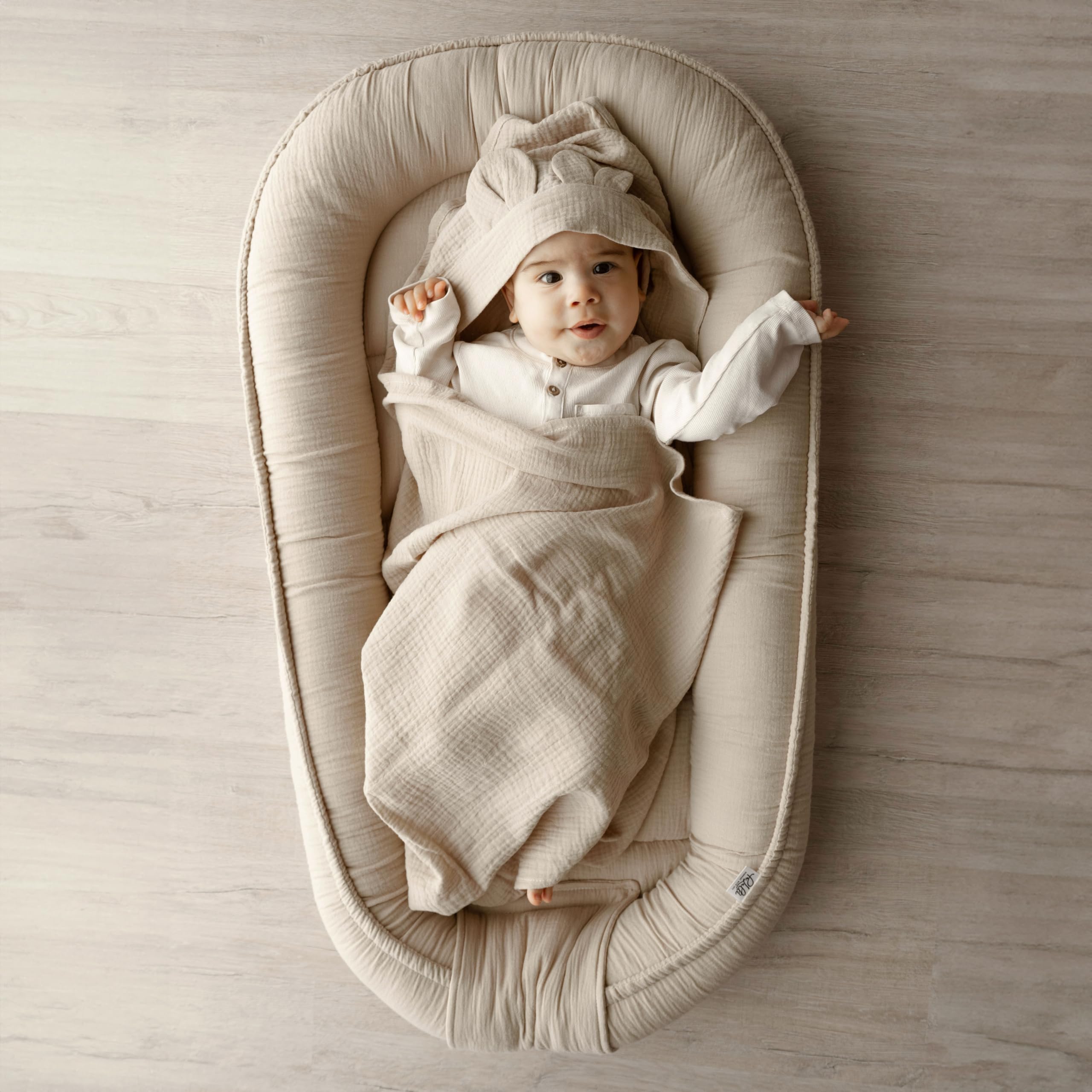 Réducteur de Lit Bébé 100x60 cm Cocon Nouveau-né Mousseline Douce Matelas Nid Bébé Coton Certifié Oeko-TEX Sommeil Sécurisé Berceau Lit Voyage Beige