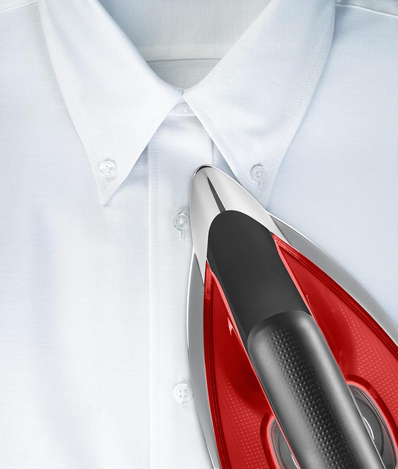 Close-up of Rowenta DG8644 iron tip ironing a shirt collar