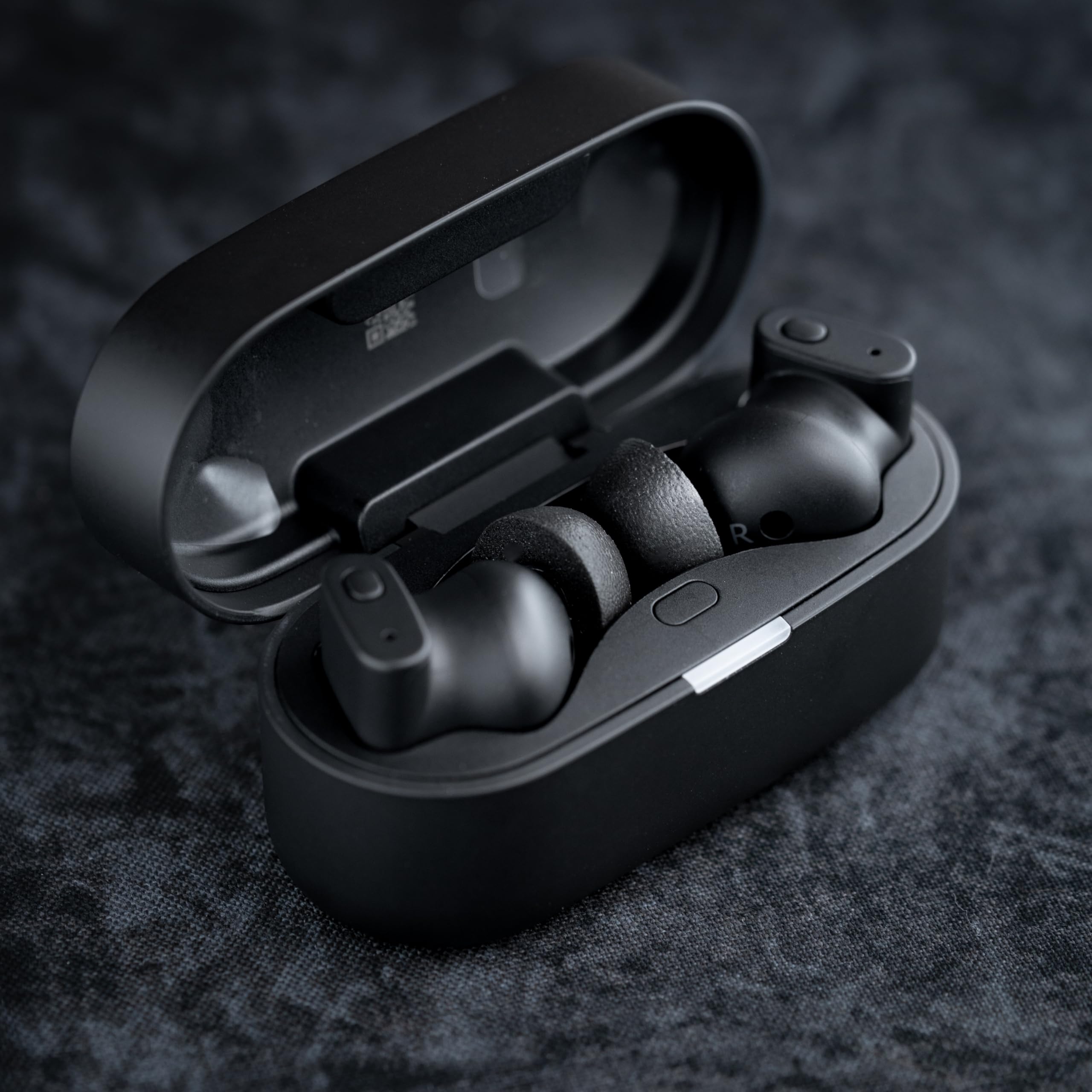 Comply Schiuma TrueGrip TWo-220-C Premium Memory Foam Ear Tips per Technics EAH-AZ100, Denon PerL Pro & More – Comfort migliorato, vestibilità sicura, isolamento acustico superiore – S, nero (3 paia)