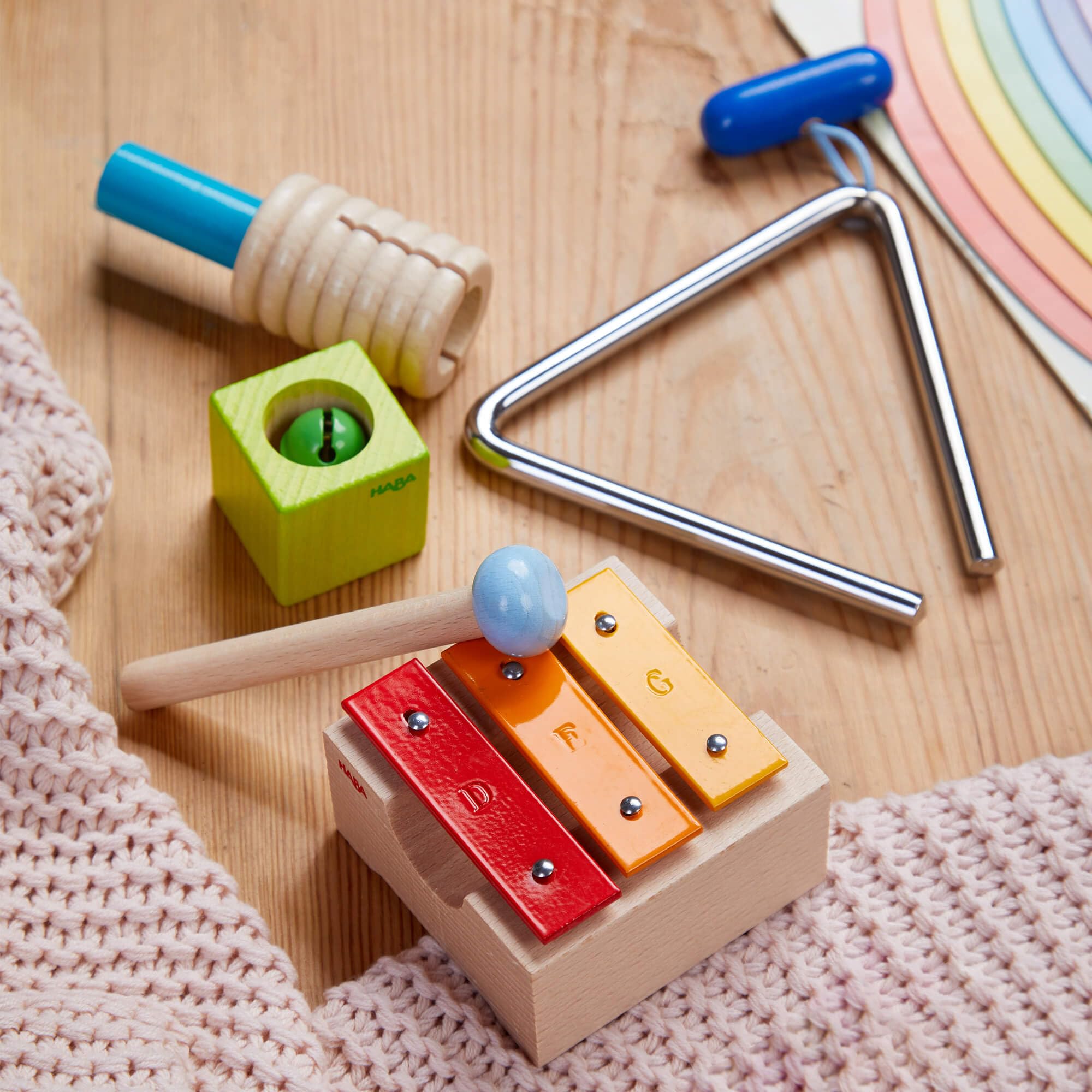 HABA 305922 - Klangspiel-Set Klangfreude, Klangspielzeug ab 2 Jahren, Made in Germany, Bunt