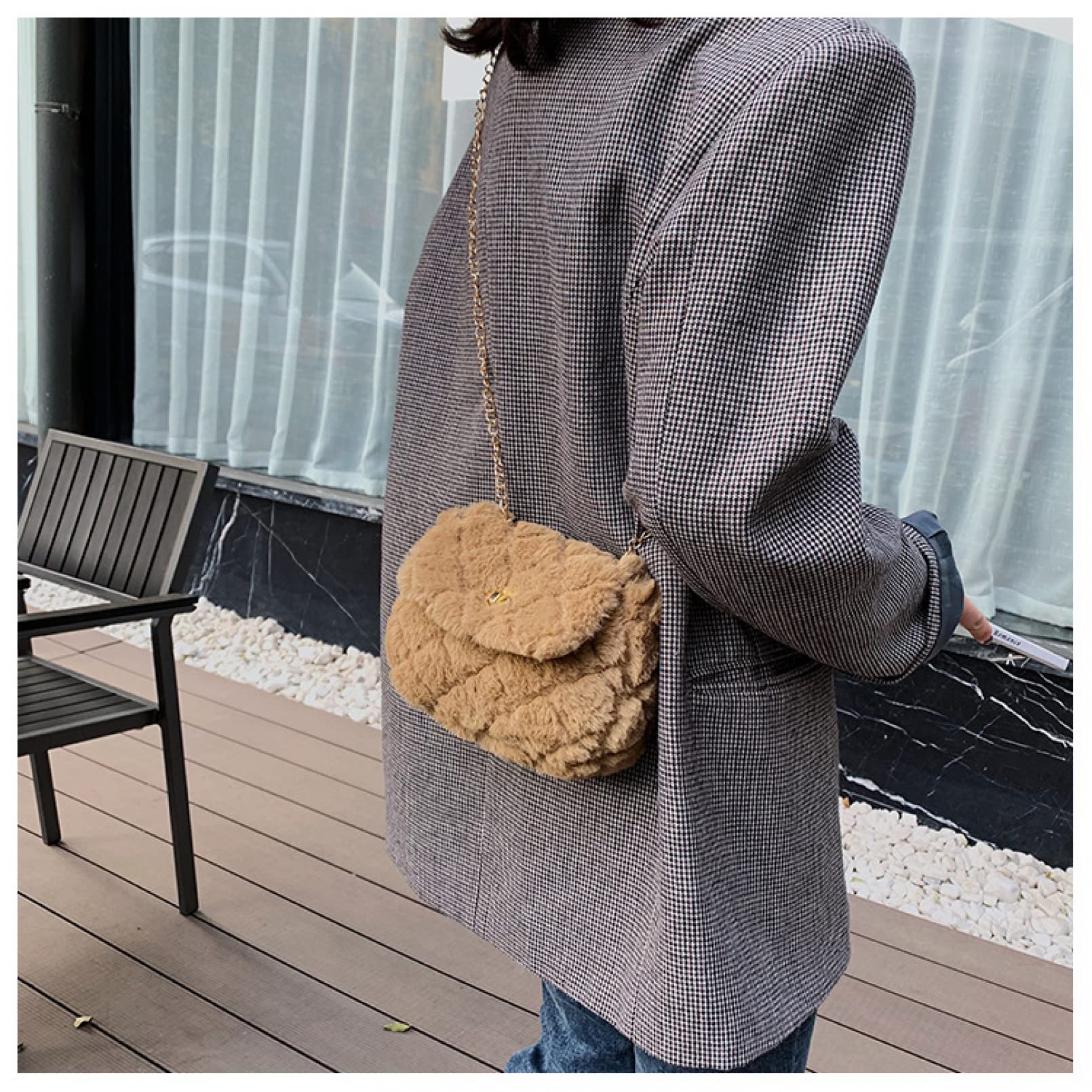 BAJIE Mini bolso de las mujeres Otoño e Invierno El mismo Estilo Pequeño Bolsa de Pelo Mujeres Invierno Tendencia Messenger Bag Moda Diamante Cadena Bolsa