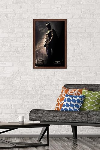 Miniatura 32 de Trends International DC Comics Movie - Póster de pared de Batman en las sombras, 22.375 x 34 pulgadas, versión premium sin marco