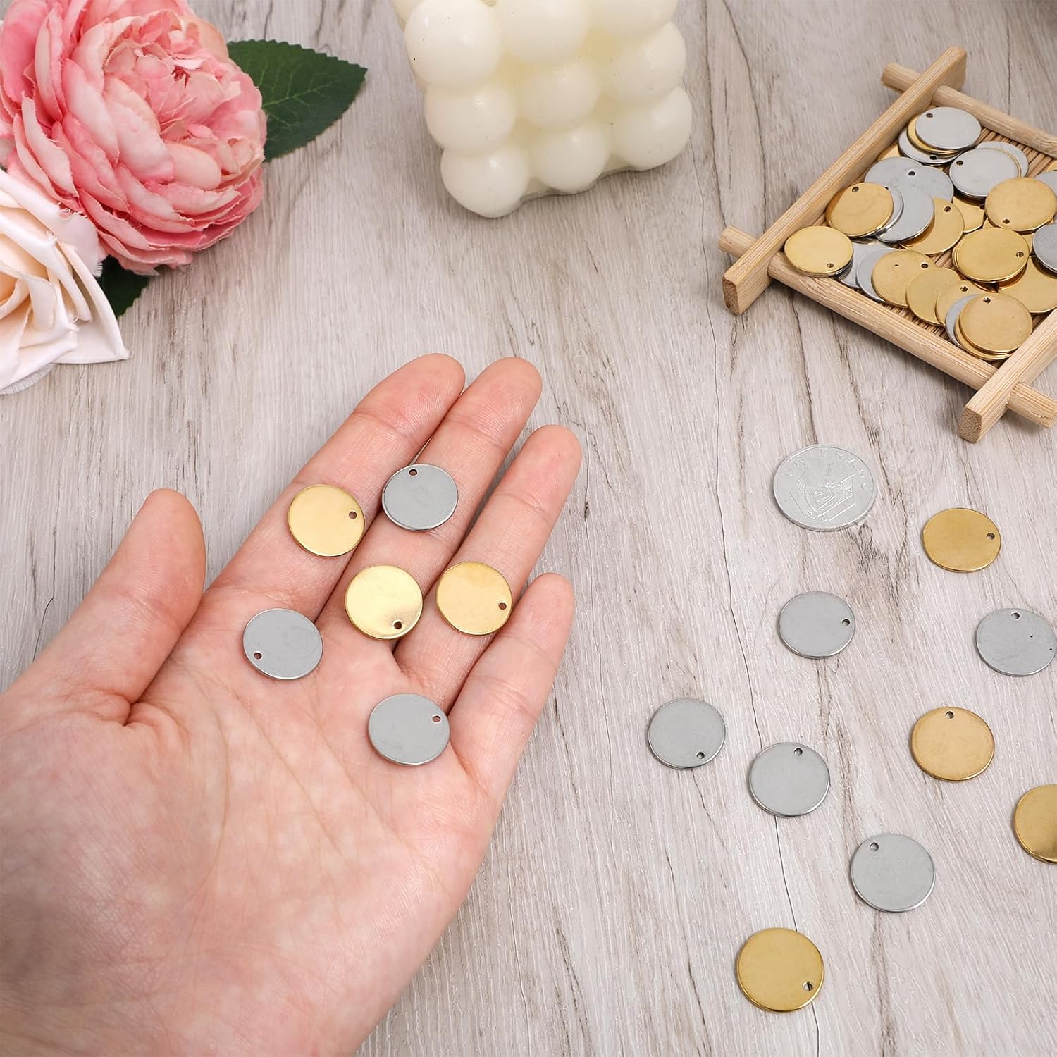 60Pcs Blank Metal Tags Round Blank Necklace Pendant Charms for Engraving Stainless Steel Charms Stamping Tag Blanks Charm for Engraving Necklace Making, Silver Gold - Image 4