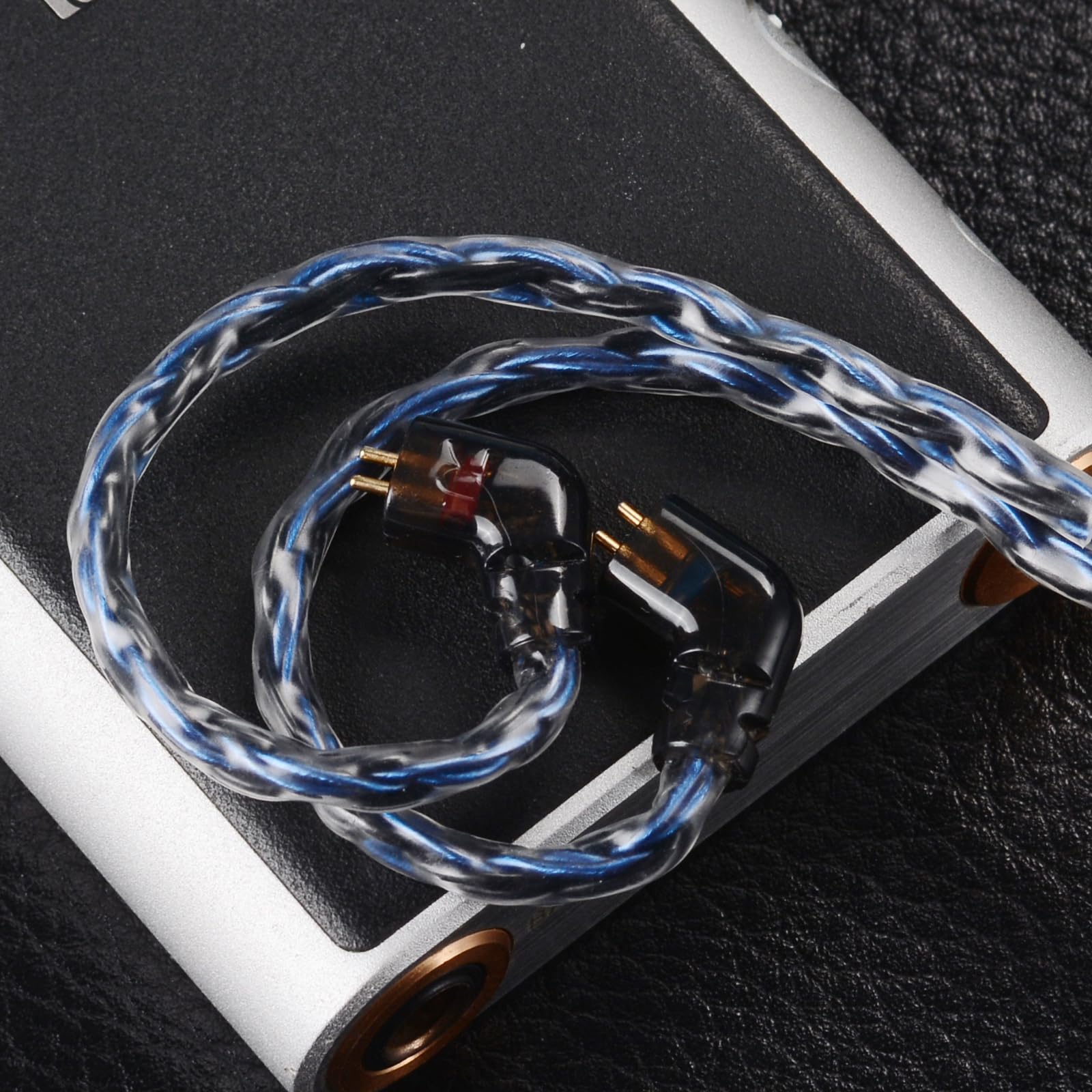 IEM Zapasowy kabel audio, 16-rdzeniowy posrebrzany kabel do słuchawek, ulepszone przewody QDC-C, pin, 1,5 m, kabel do monitora usznego do KZ ZS12 PRO X ZAS CCA C12 (wpuszczone 2-pinowe 3,5 mm