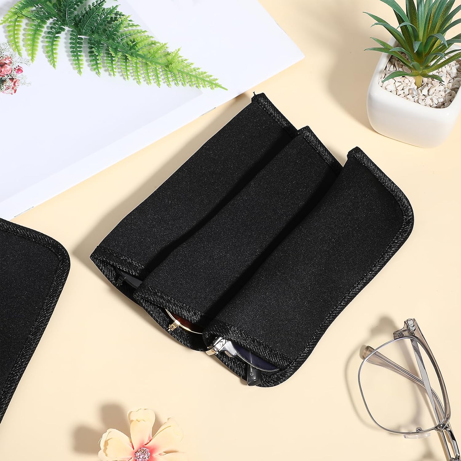 Qianyu 6 Pcs Slip in Eyeglasses Cases Protective Reading Glasses Pouch Portable Soft Cloth Eyewear Bag