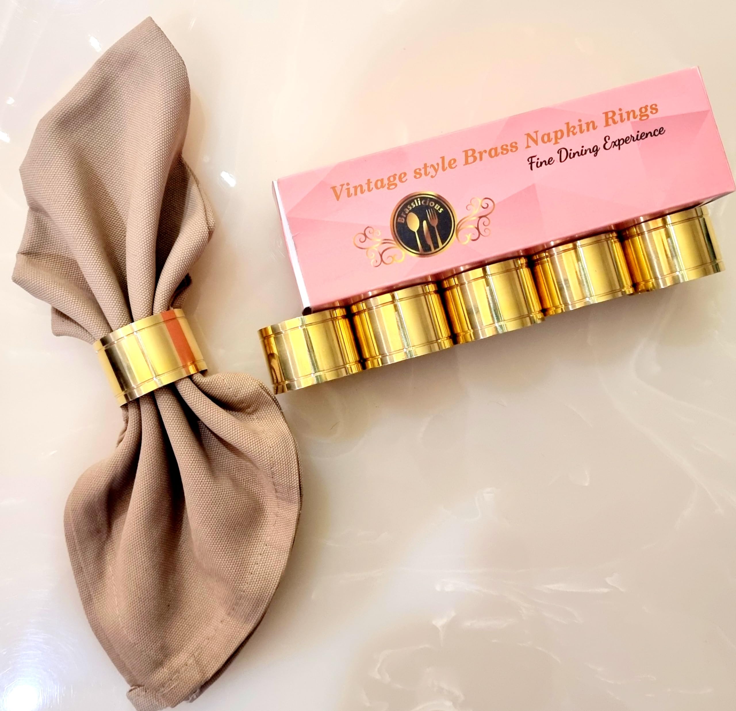 BRASSLICIOUS Set of 6 Vintage Style Napkin Rings Premium Brass Napkin Holders Set for Dining Table Holiday Party, Home Kitchen for Casual or Formal Occasion, Wedding Party Dinner Table Decoration