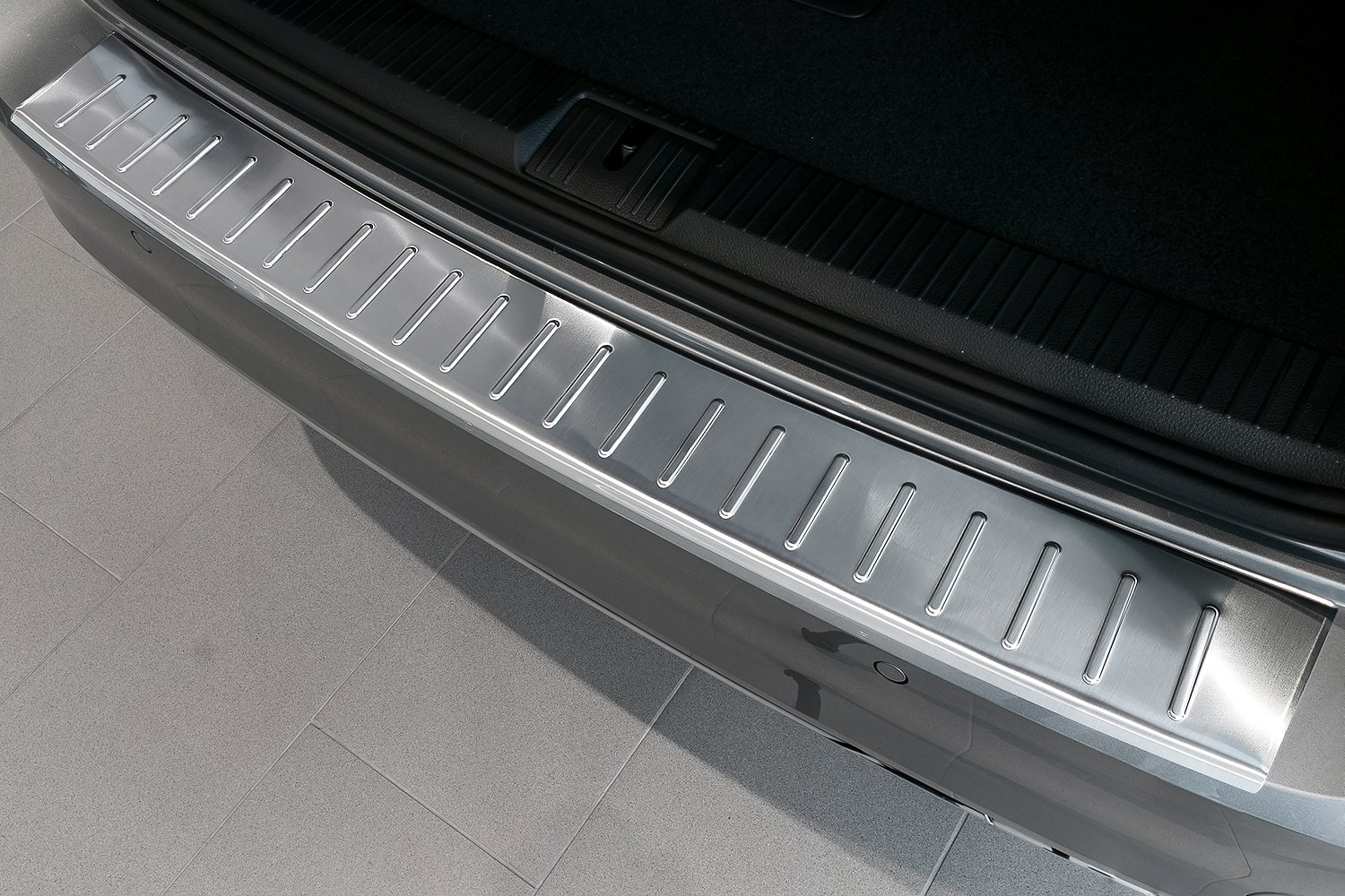 Achterbumper bescherming voor VOLKSWAGEN PASSAT B8 Variant (3G5, CB5