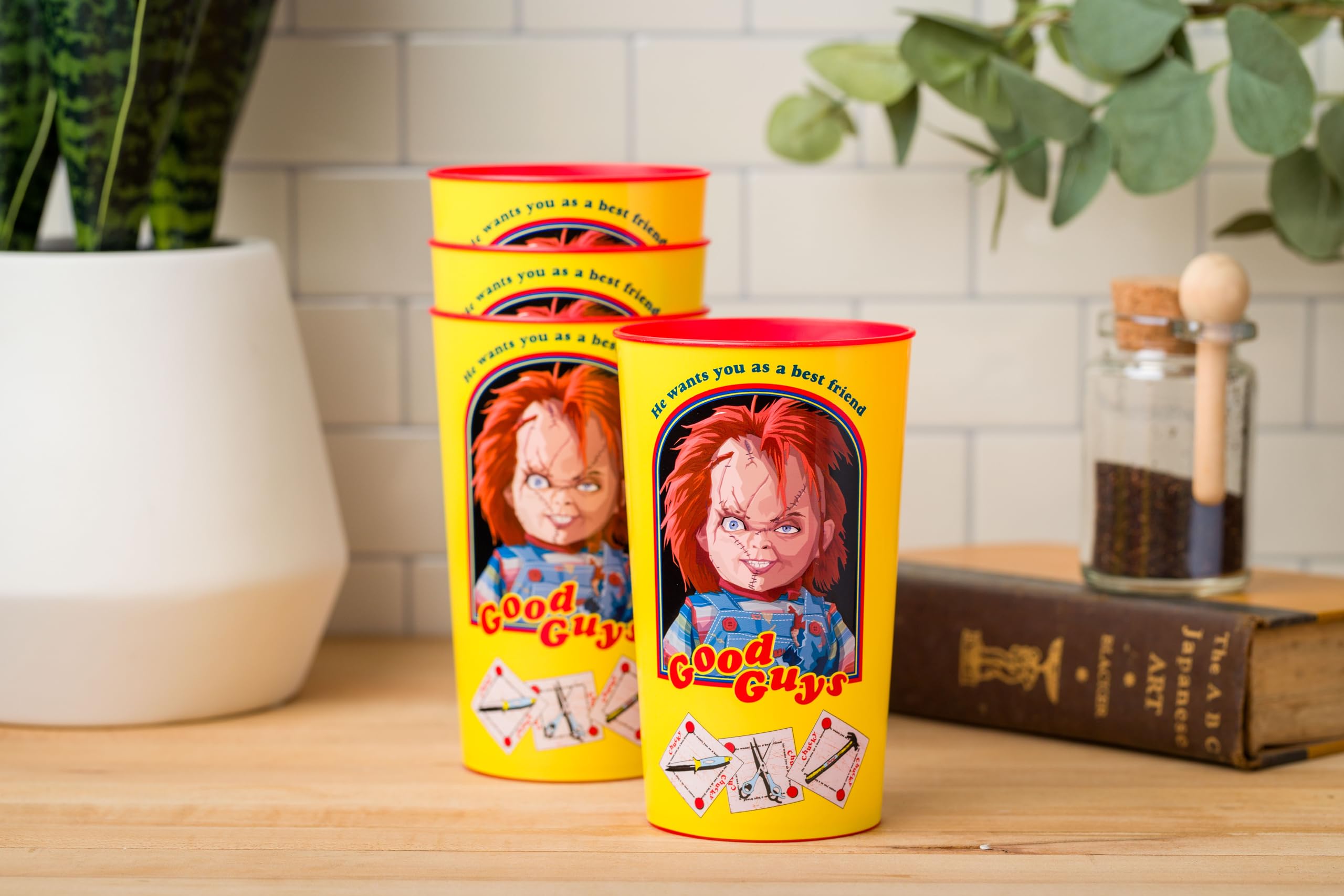 Silver Buffalo Chucky He Wants You As a Best Friend Lot de 4 gobelets en plastique « Good Guys » 650 ml