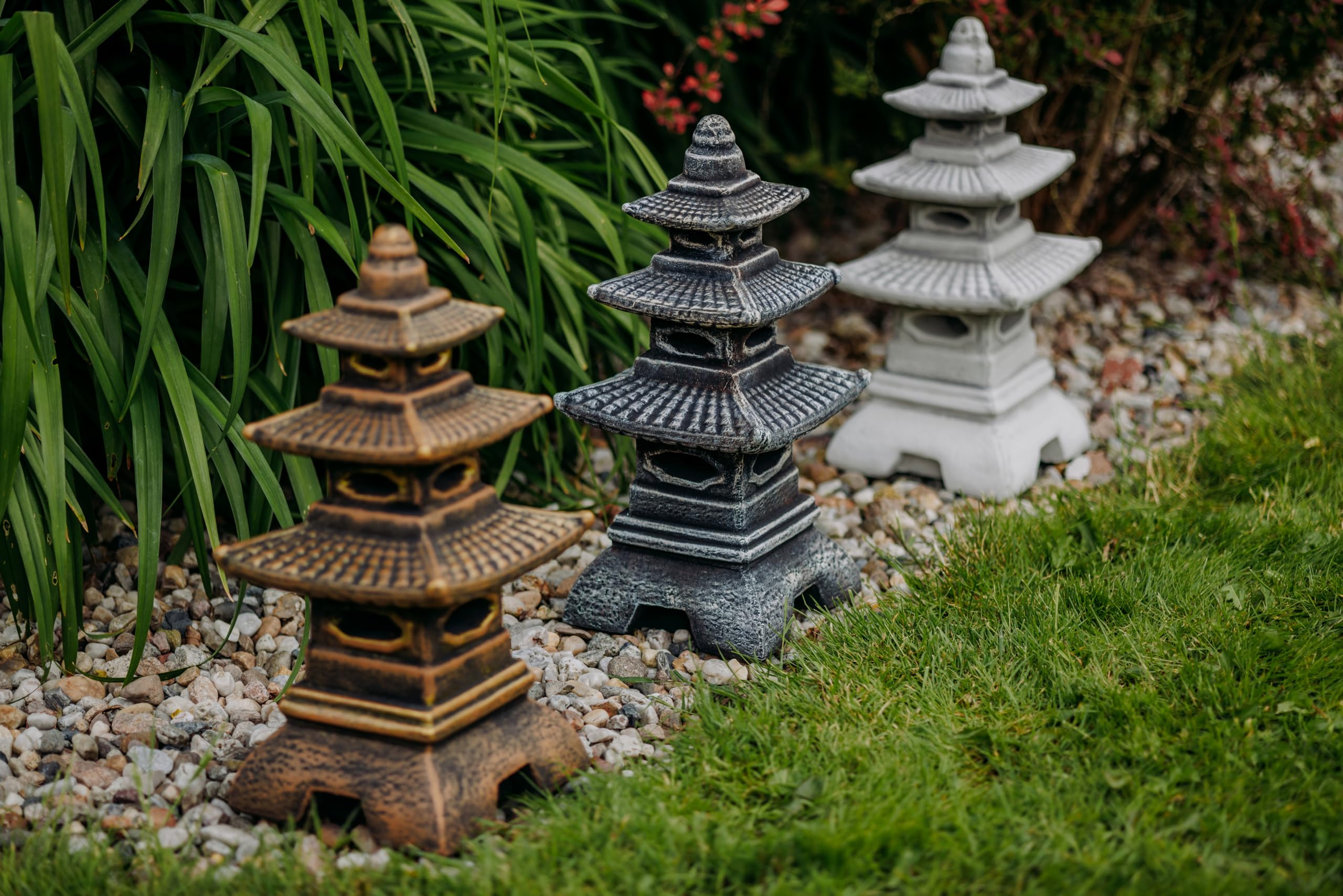 gartendekoparadies.de Top Model Massive Pagoda di pietra giapponese lanterna fatta del cast in pietra frostfest