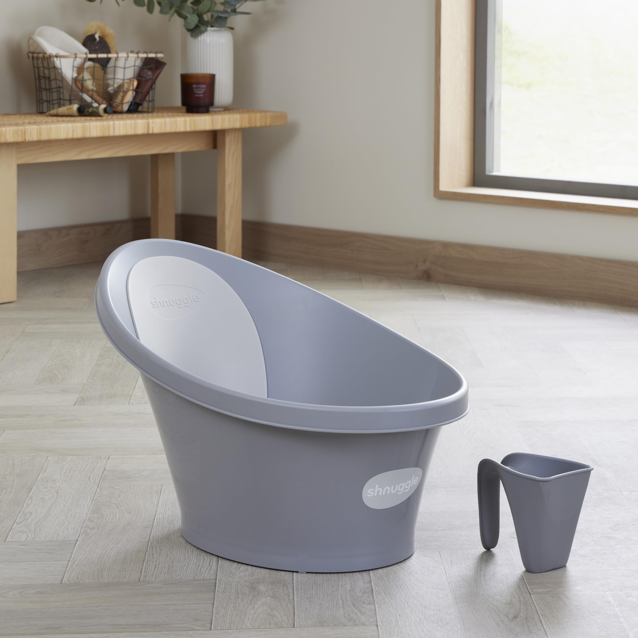 Shnuggle Pichet de rinçage de bain | Rinçage de shampooing doux pour bébés et tout-petits | Tasse de rinçage des cheveux | Pichet de lavage des cheveux avec poignée | Accessoires de Shnuggle Pichet de rinçage de bain | Rinçage de shampooing doux pour bébés et tout-petits | Tasse de rinçage des cheveux | Pichet de lavage des cheveux avec poignée | Accessoires de