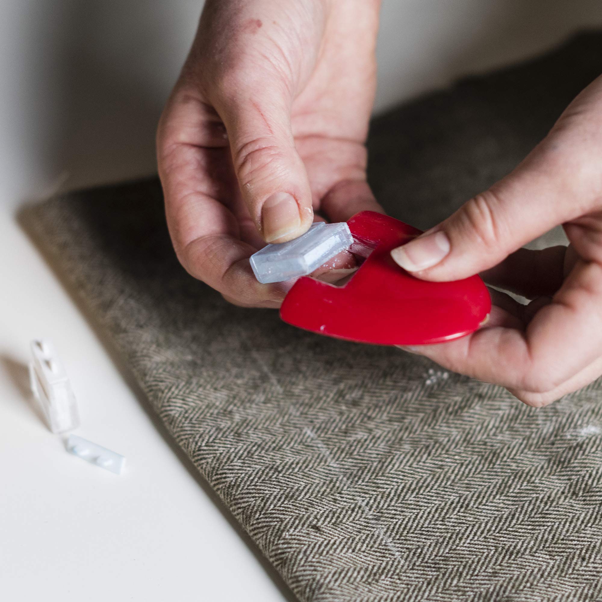 Image secondaire de Korbond Roue à Craie de Tailleur avec 2 Recharges - Ensemble Pratique